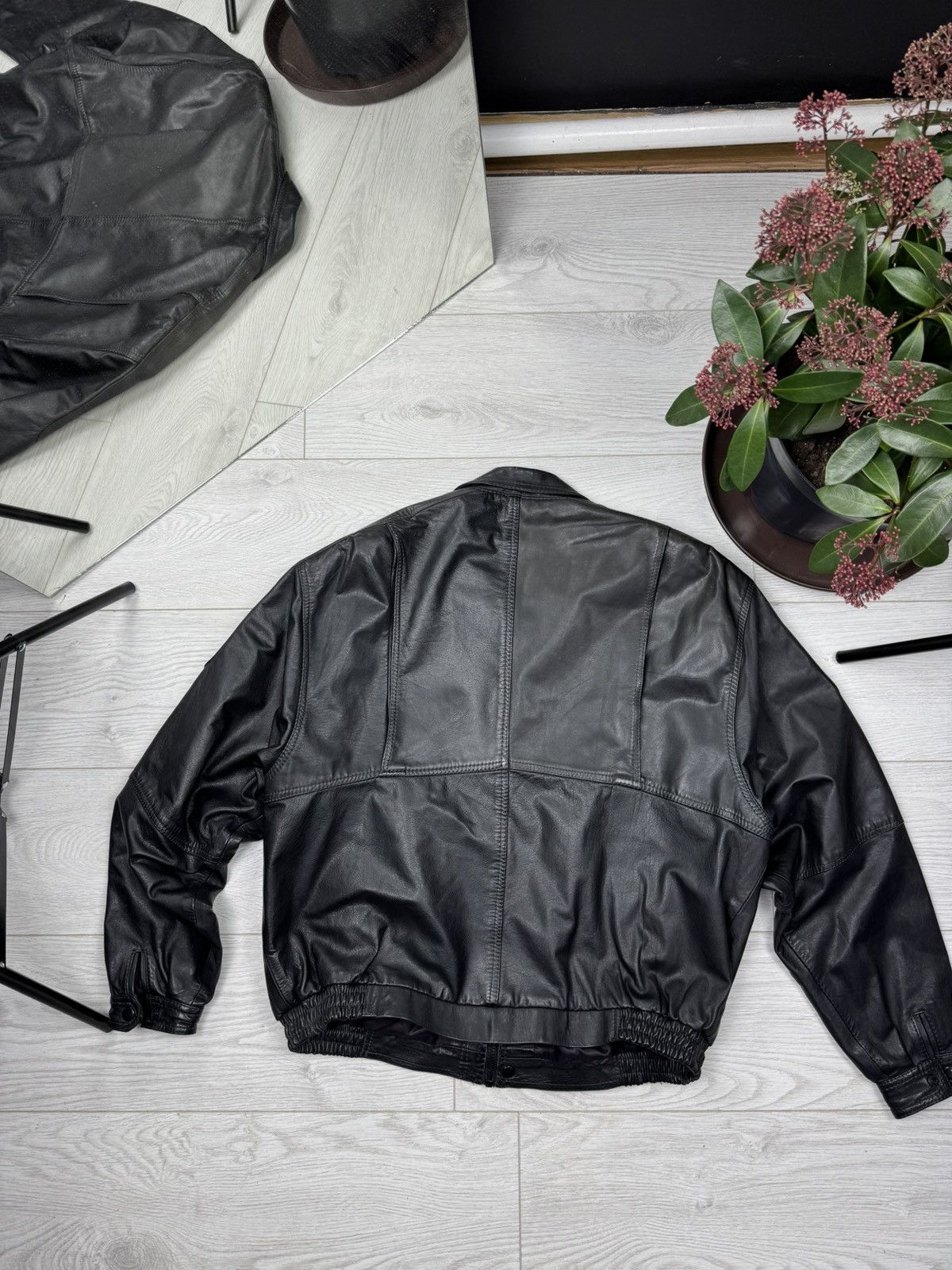 Vintage Vintage 90’s Bomber Leather Jacket Size US M / EU 48-50 / 2 - 6 Thumbnail
