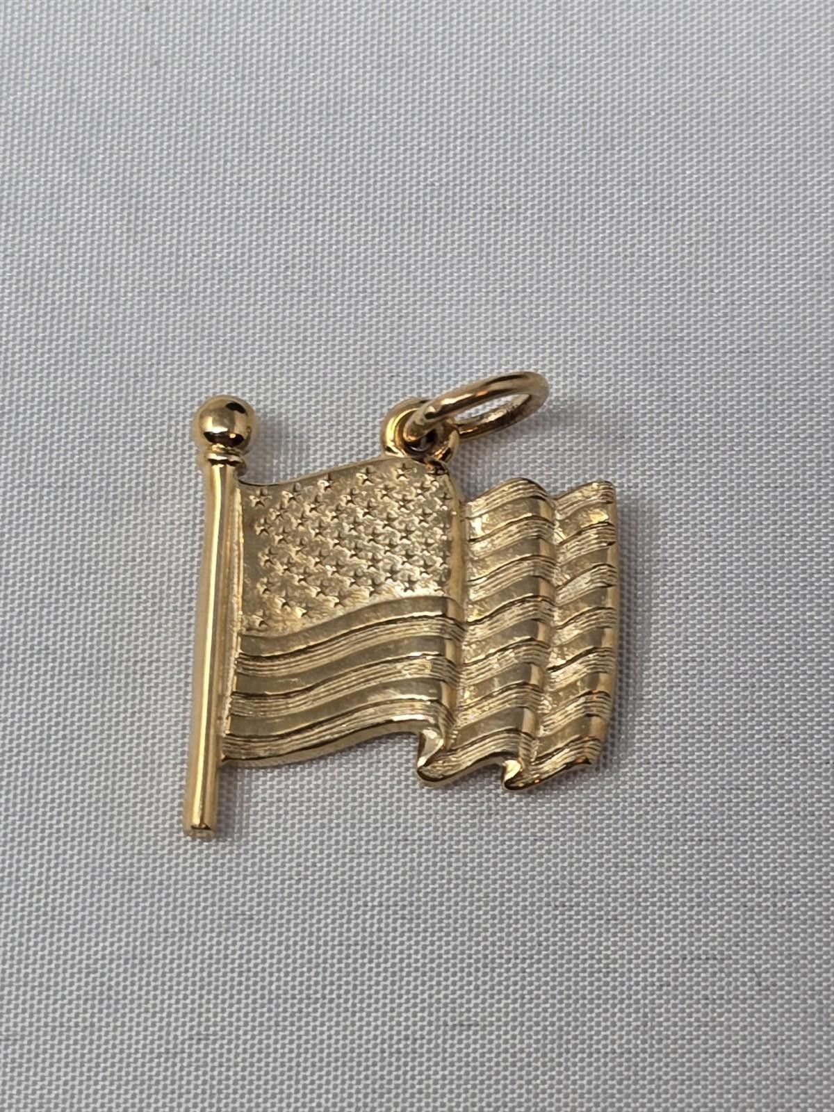 RARE James Avery Lg 14K Gold American Flag Pendant Retired