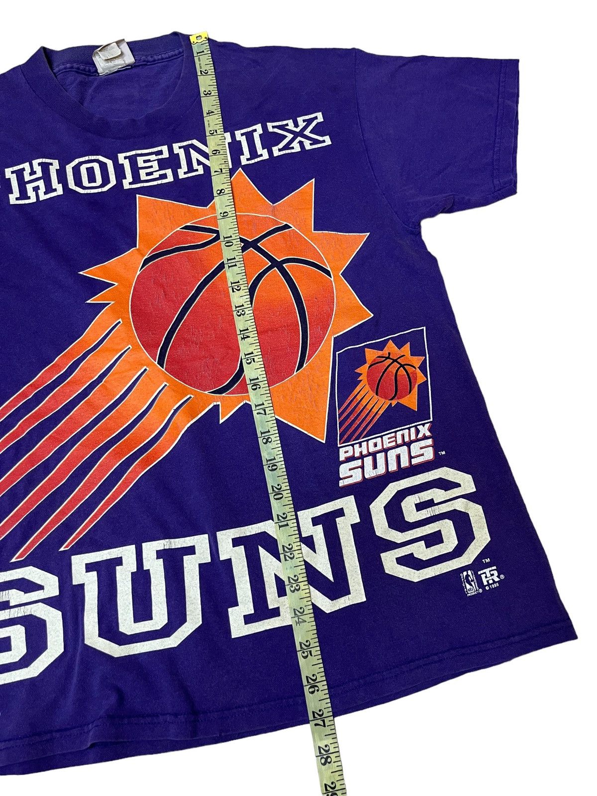 NBA VINTAGE 90s PHOENIX SUNS NBA TEAM 1995 BIG PRINT T SHIRT Size US L / EU 52-54 / 3 - 7 Thumbnail