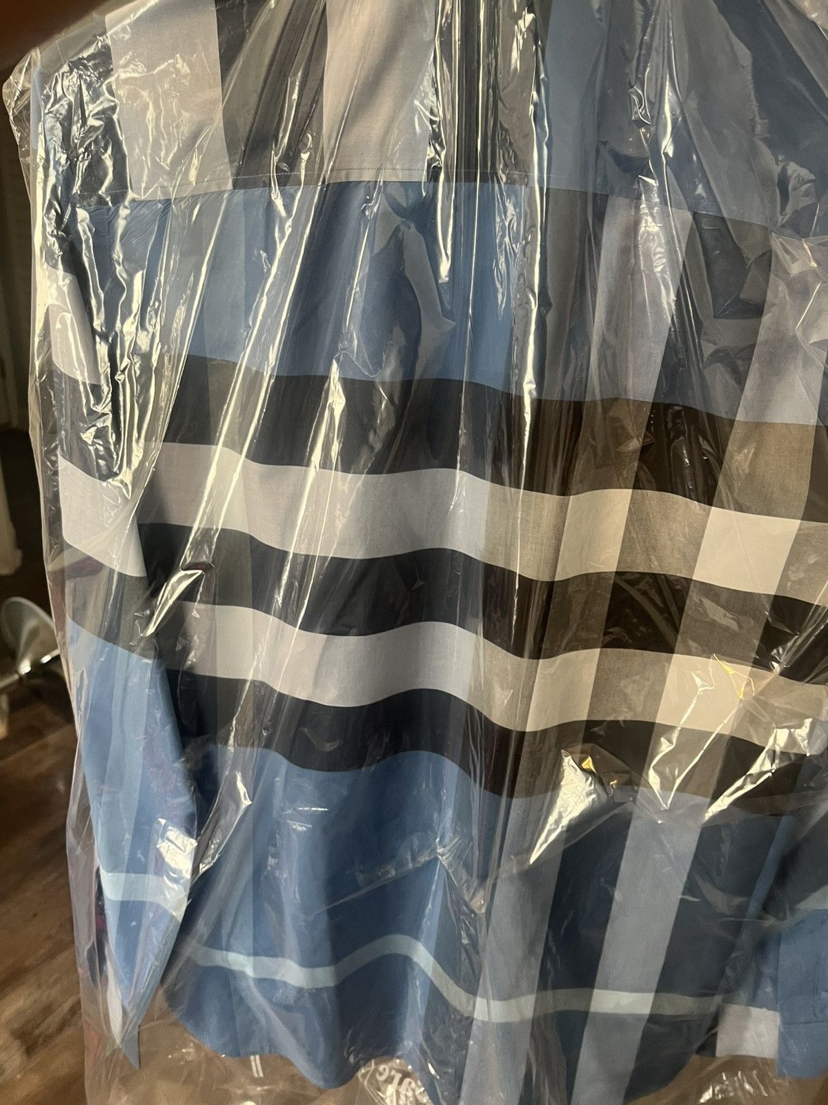 Burberry Blue & White checkered Burberry Long sleeve shirt size Large Size US L / EU 52-54 / 3 - 2 Thumbnail