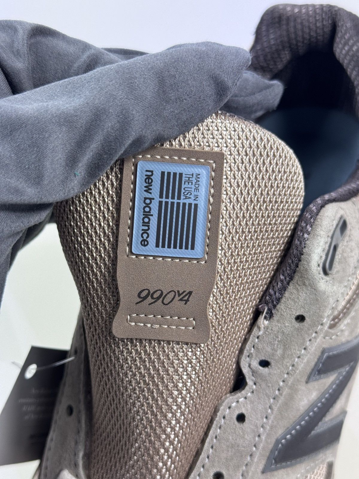 Auralee × New Balance MIUSA 990 V4 AURALEE GREY SNEAKERS Size US 11.5 / EU 44-45 - 12 Thumbnail