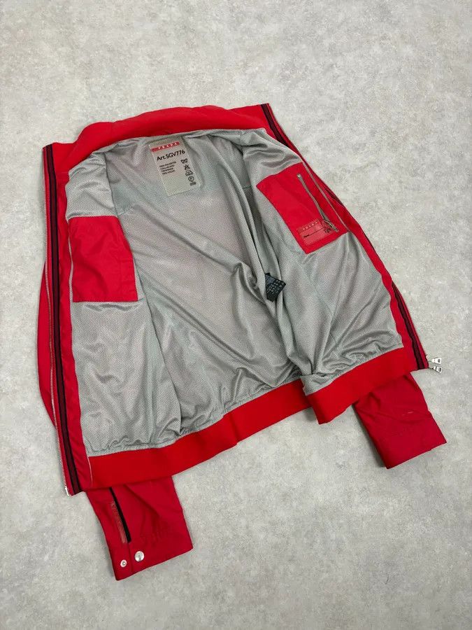 Prada 2000s Prada Red Nylon Linea Rossa Light Jacket Size US M / EU 48-50 / 2 - 7 Thumbnail