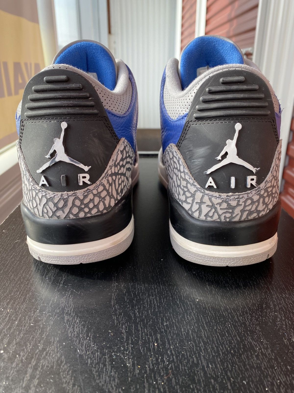 Jordan Brand Nike Air Jordan Retro 3 Varsity Royal ct8532400 Size 11 Men Size US 11 / EU 44 - 6 Thumbnail