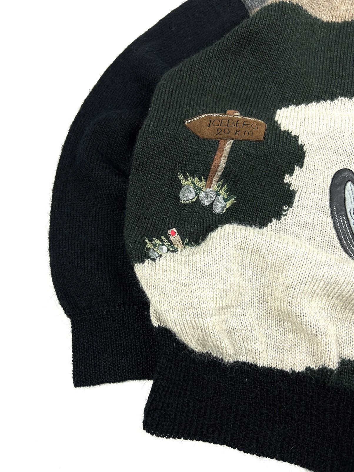 Iceberg rare Iceberg 90s Cartoon Racing Wool Sweater Vintage Italy Size US L / EU 52-54 / 3 - 11 Thumbnail