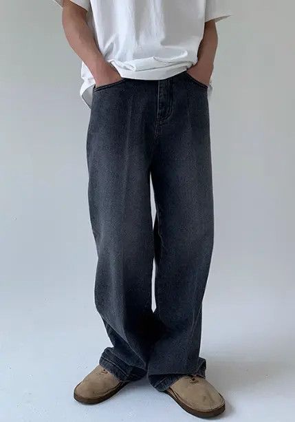 Japanese Brand Men's loose straight wide-leg casual versatile jeans Size US 32 / EU 48 - 8 Thumbnail