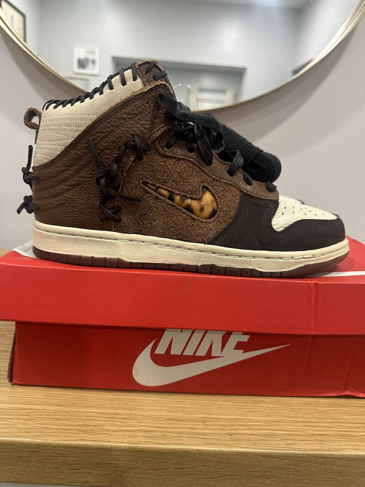 Bodega × Nike NIKE DUNK HIGH x BODEGA Size US 8 / EU 41 - 1 Thumbnail