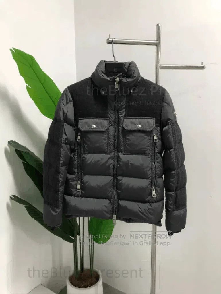 Moncler moncler cashmere down coat in black. Size US M / EU 48-50 / 2 - 1 Thumbnail