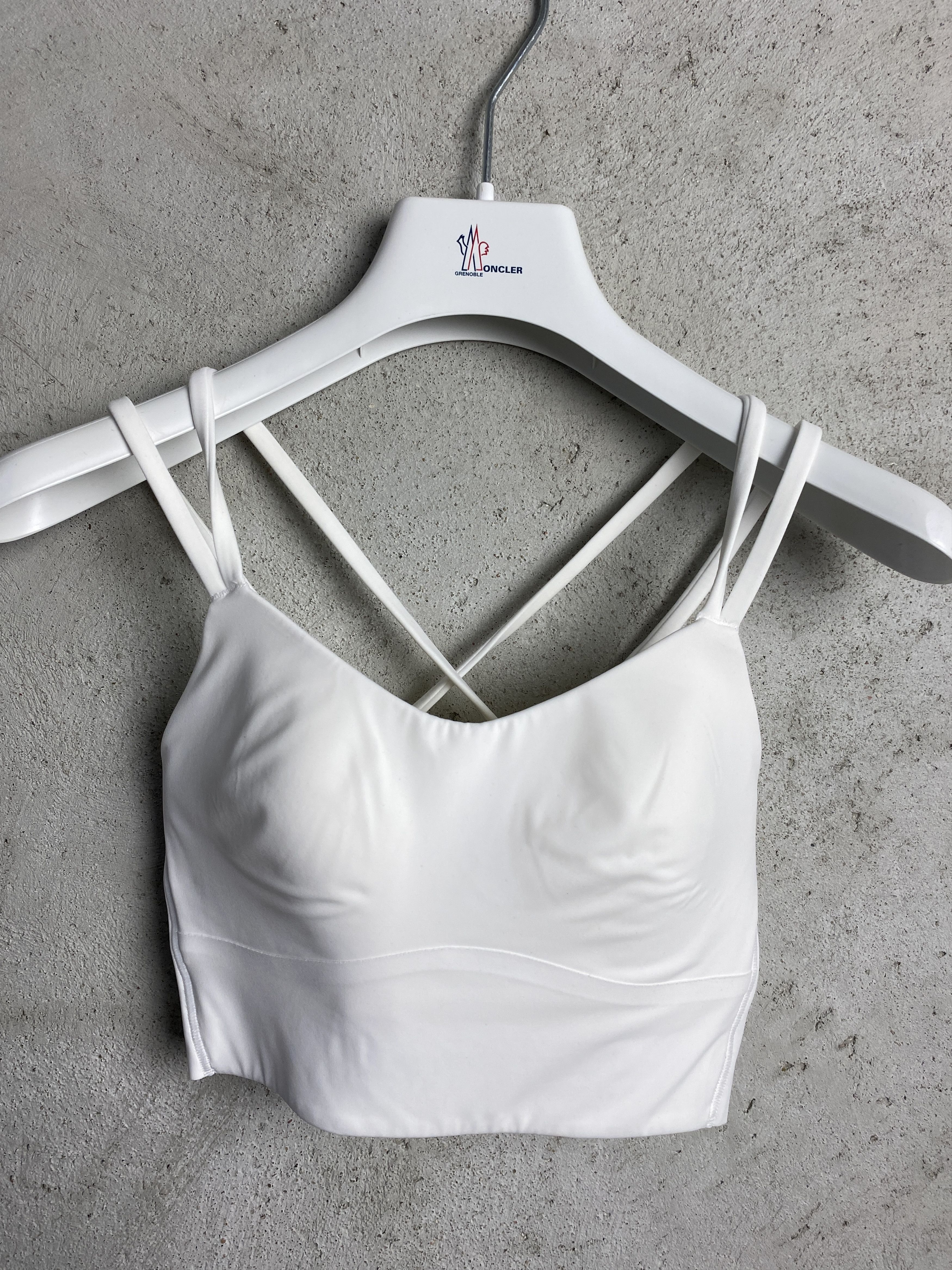 Lululemon Lululemon top bra sport yoga pilates Size S / US 4 / IT 40 - 1 Thumbnail