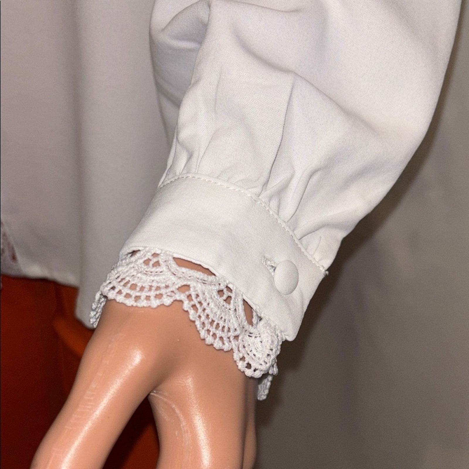 The Unbranded Brand Elegant White Lace Trim Blouse - Small Size S / US 4 / IT 40 - 3 Thumbnail