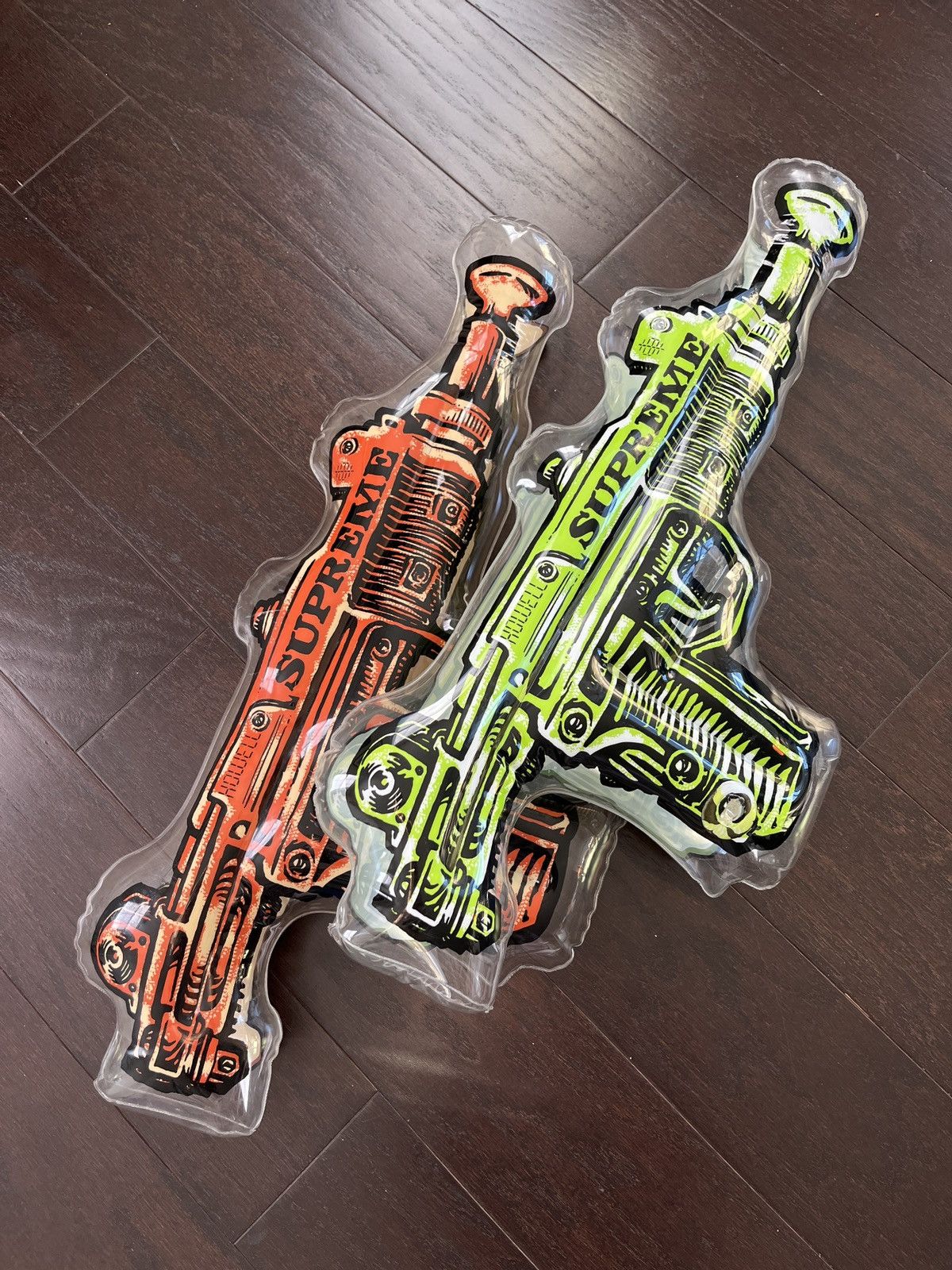 Supreme Supreme Inflatable Toy Uzi Pair Size ONE SIZE - 2 Thumbnail