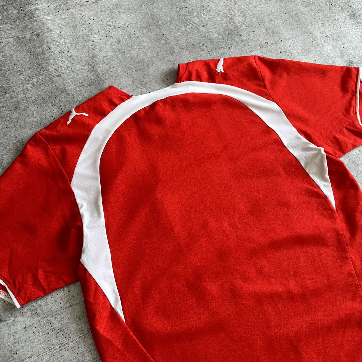 Puma Puma Switzerland 2006-2008 Home Football Shirt Soccer Jersey Size US L / EU 52-54 / 3 - 11 Thumbnail
