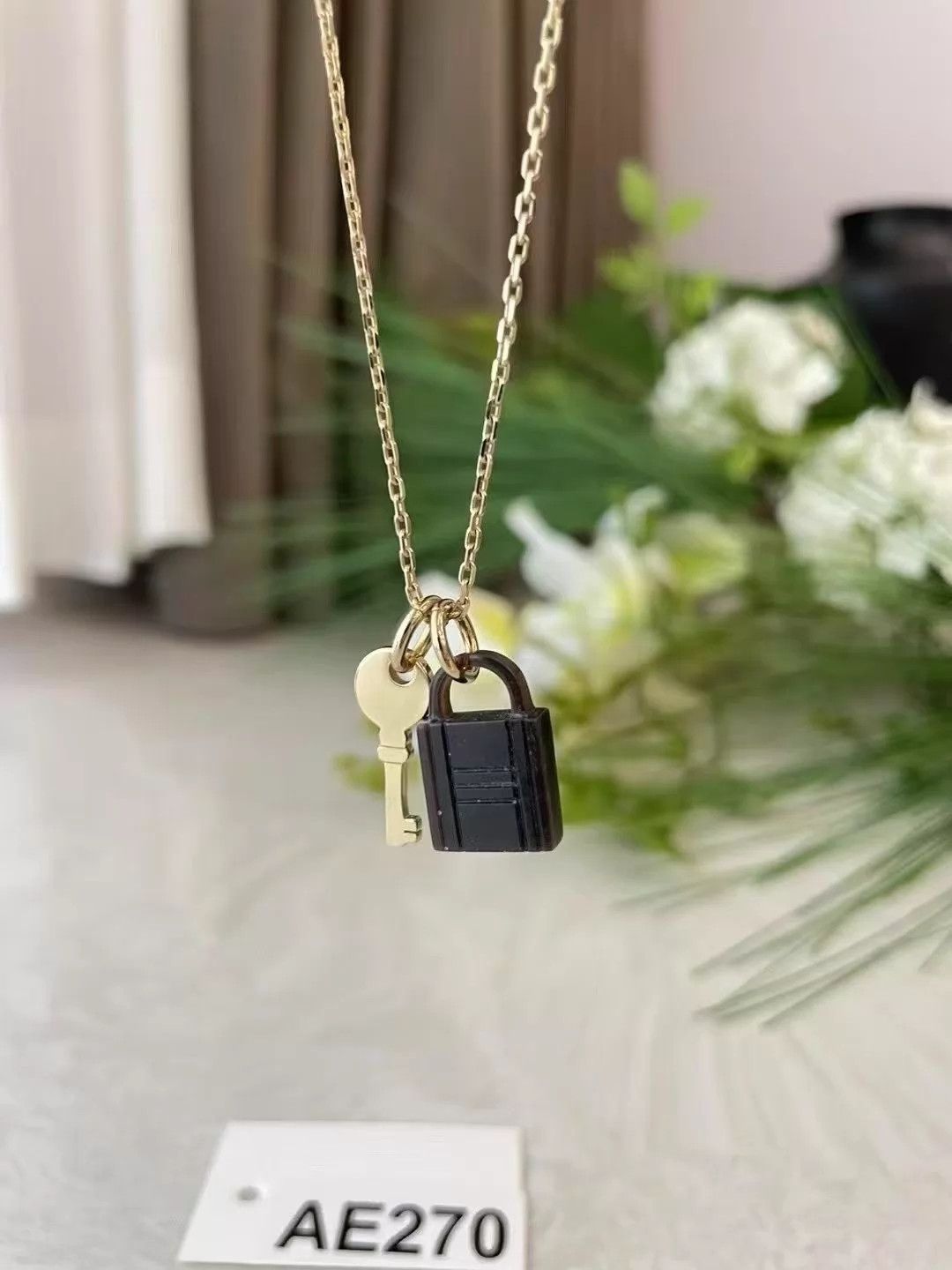 Hermes Hermès Horn Lock Key Necklace 50cm Excellent AE270 Size ONE SIZE - 1 Thumbnail