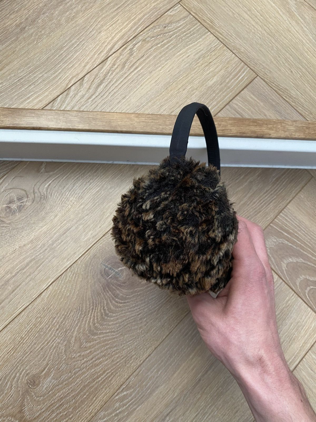 Other JPG Retro 00s 90s Archive Fur Headband Earmuffs Cyber Luxury Size ONE SIZE - 6 Thumbnail