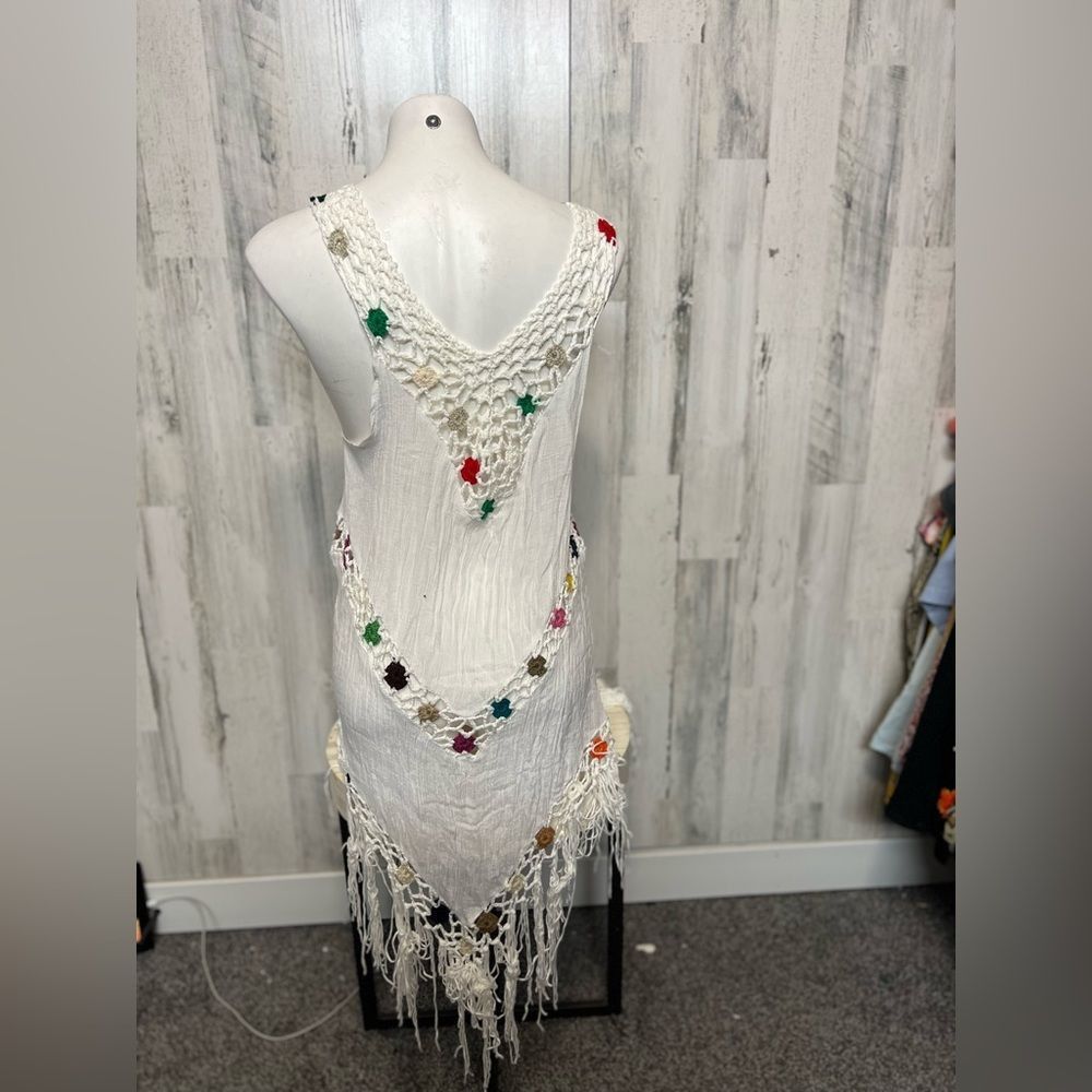 Other Boho Cream Crochet Floral Trim Asymmetrical Fringe Handkerch Size ONE SIZE - 3 Thumbnail