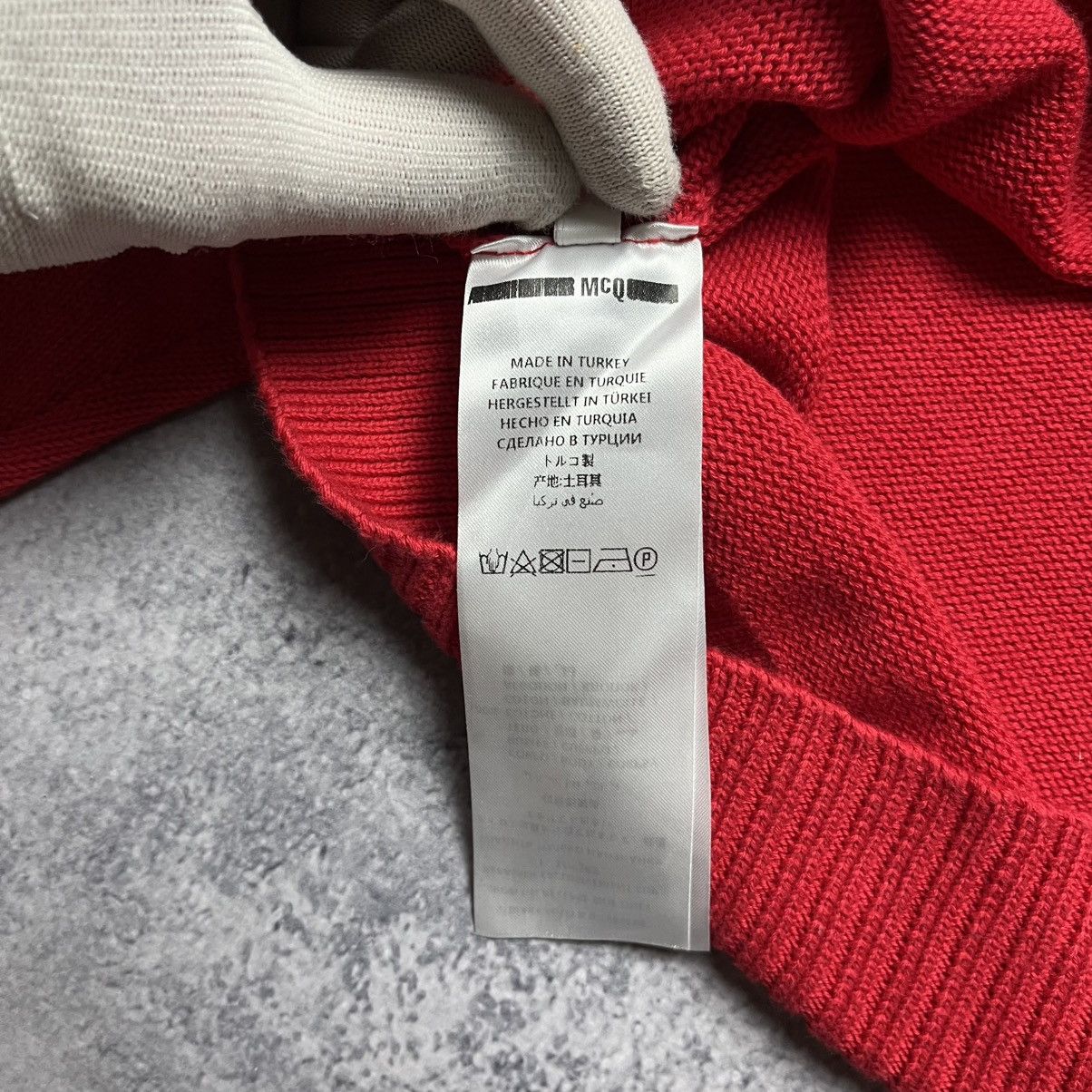 Alexander McQueen Alexander McQueen MCQ Knitted Red Sweater V-Neck Luxury Size XS / US 0-2 / IT 36-38 - 6 Thumbnail