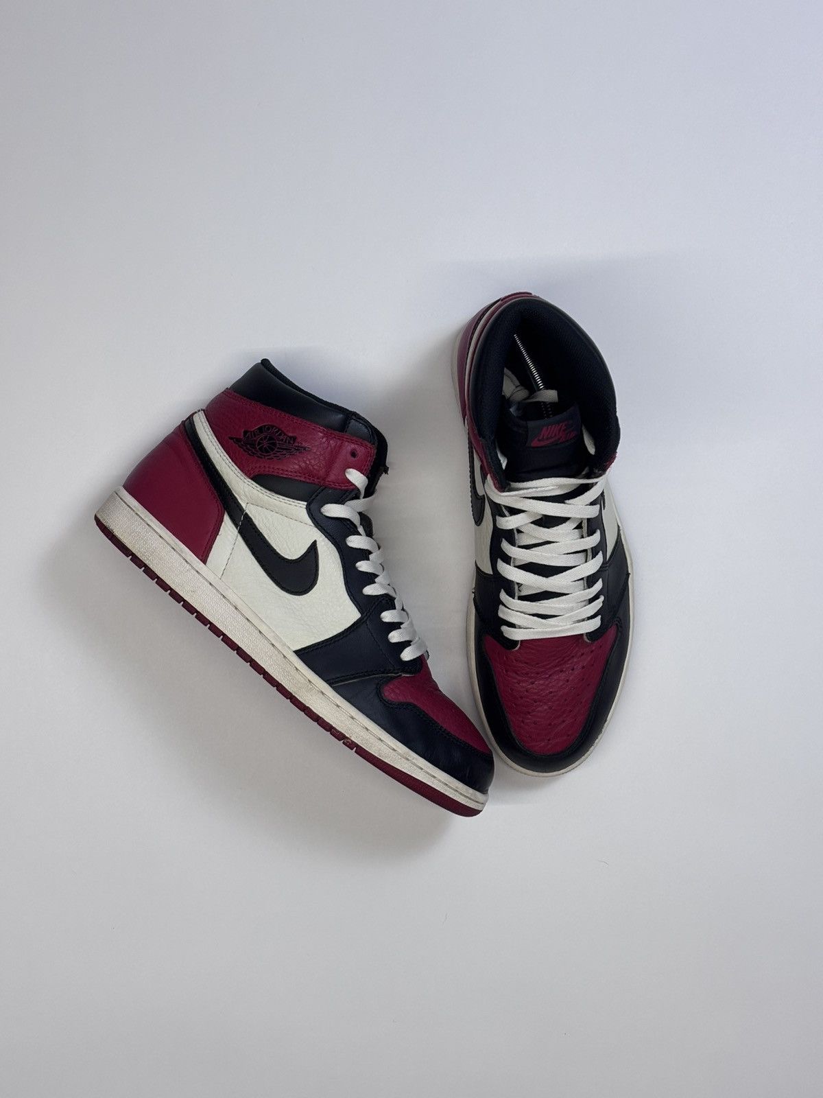 Jordan Brand 🍷Jordan 1 Retro High ‘Bred Toe’ Size US 11.5 / EU 44-45 - 3 Thumbnail