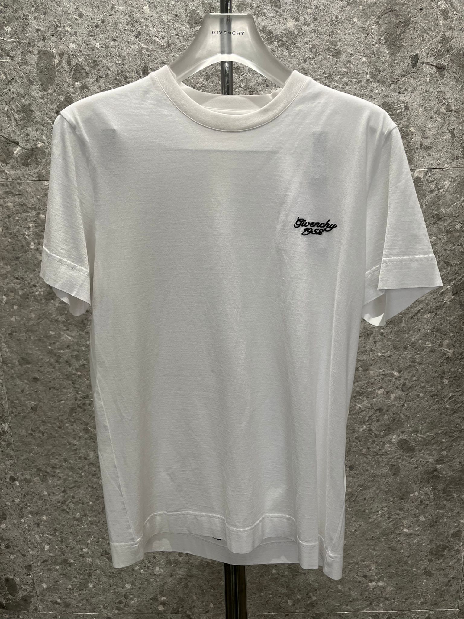 Givenchy oc11z0725 T- Shirt in White Size US S / EU 44-46 / 1 - 6 Thumbnail