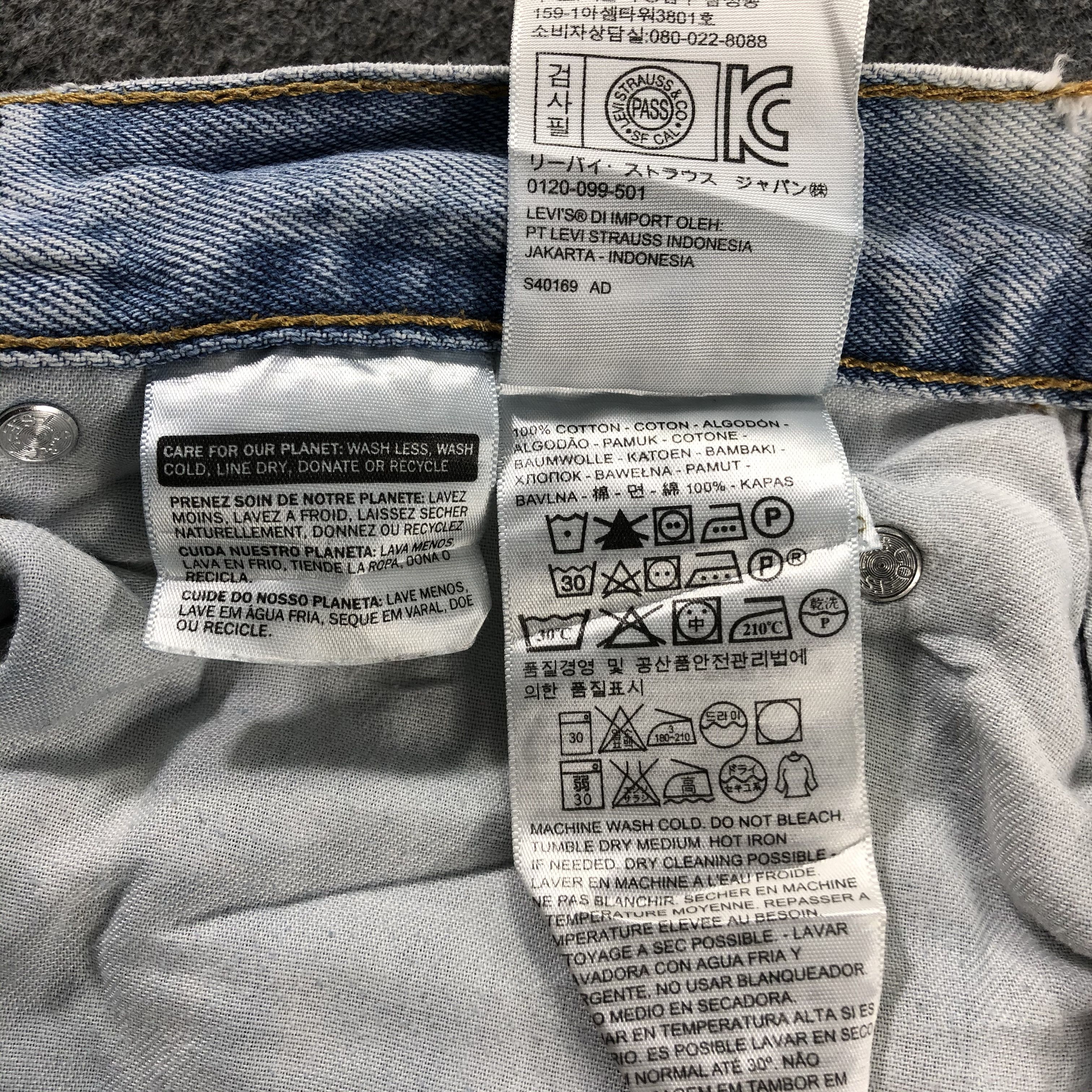 Levi's Vintage Light Wash Levis 550 Jeans-J2448 Size US 36 / EU 52 - 14 Thumbnail