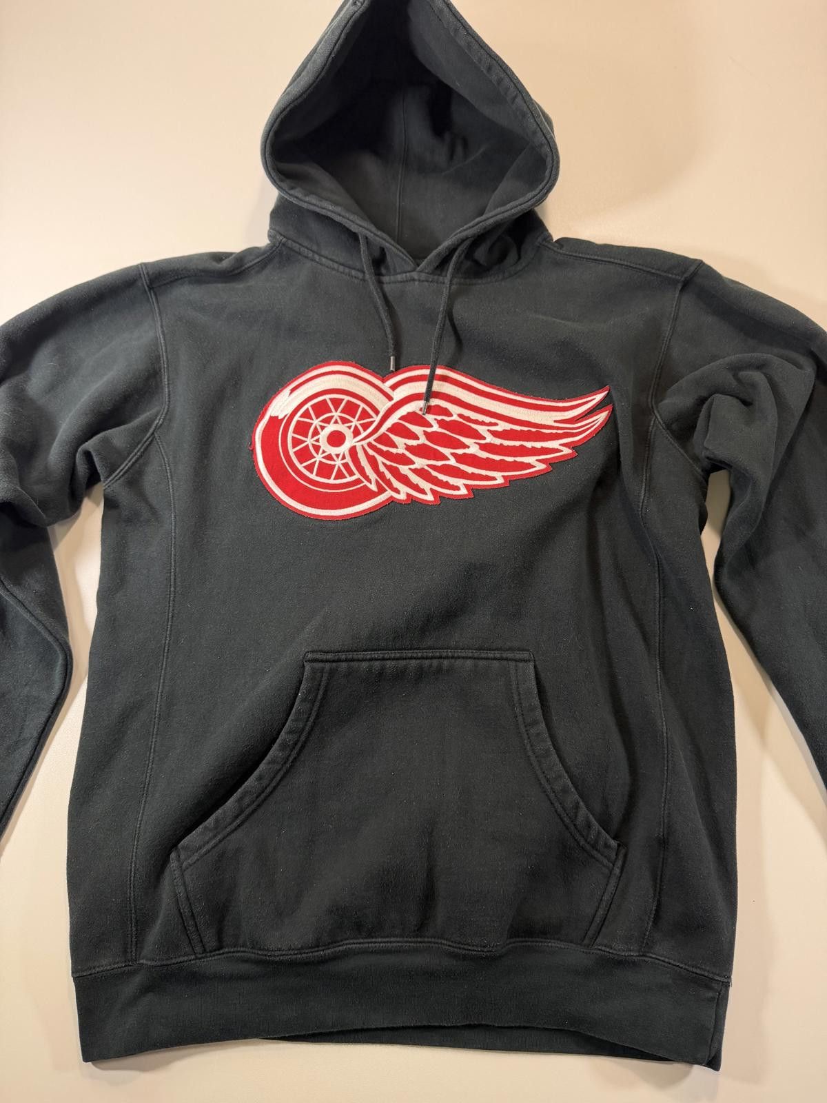Pro Player Detroit red wings Men's Medium Black hoodie Size US M / EU 48-50 / 2 - 1 Thumbnail