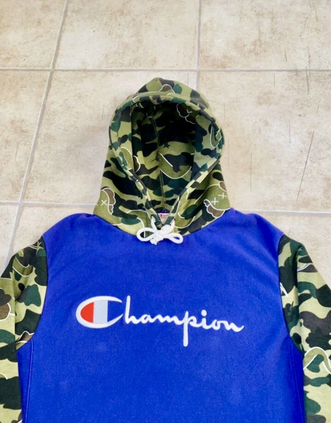 Bape × Champion × Kaws Camo Multi Custom Hoodie Nigo Undefeated Size US L / EU 52-54 / 3 - 3 Thumbnail