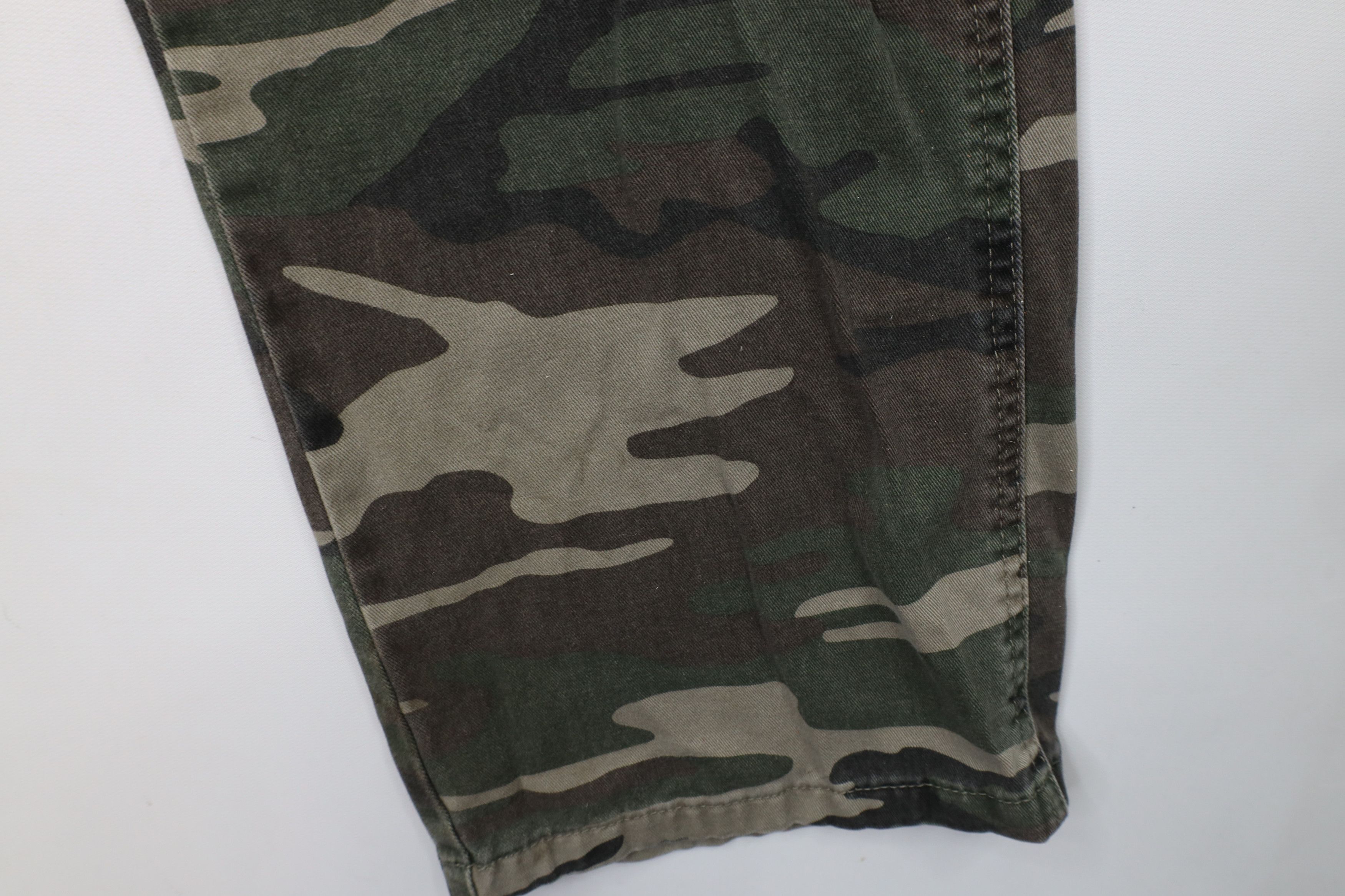 Vintage × Wrangler Vintage Y2K Wrangler Relaxed Wide Leg Camouflage Cargo Pants Size US 32 / EU 48 - 6 Thumbnail