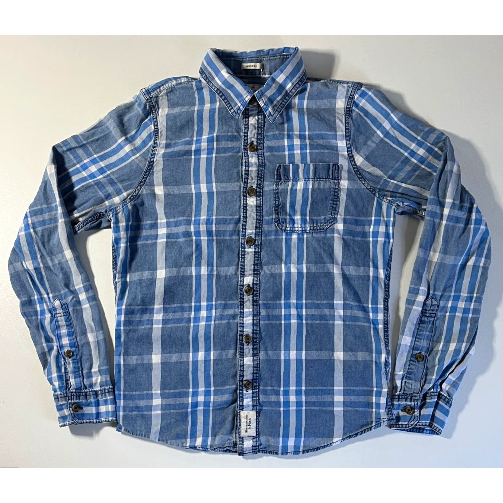 Abercrombie & Fitch VINTAGE Abercrombie & Fitch Button-Up Plaid Shirt Muscle Fit Sz M Mens Shirt Blue Size US M / EU 48-50 / 2 - 3 Thumbnail