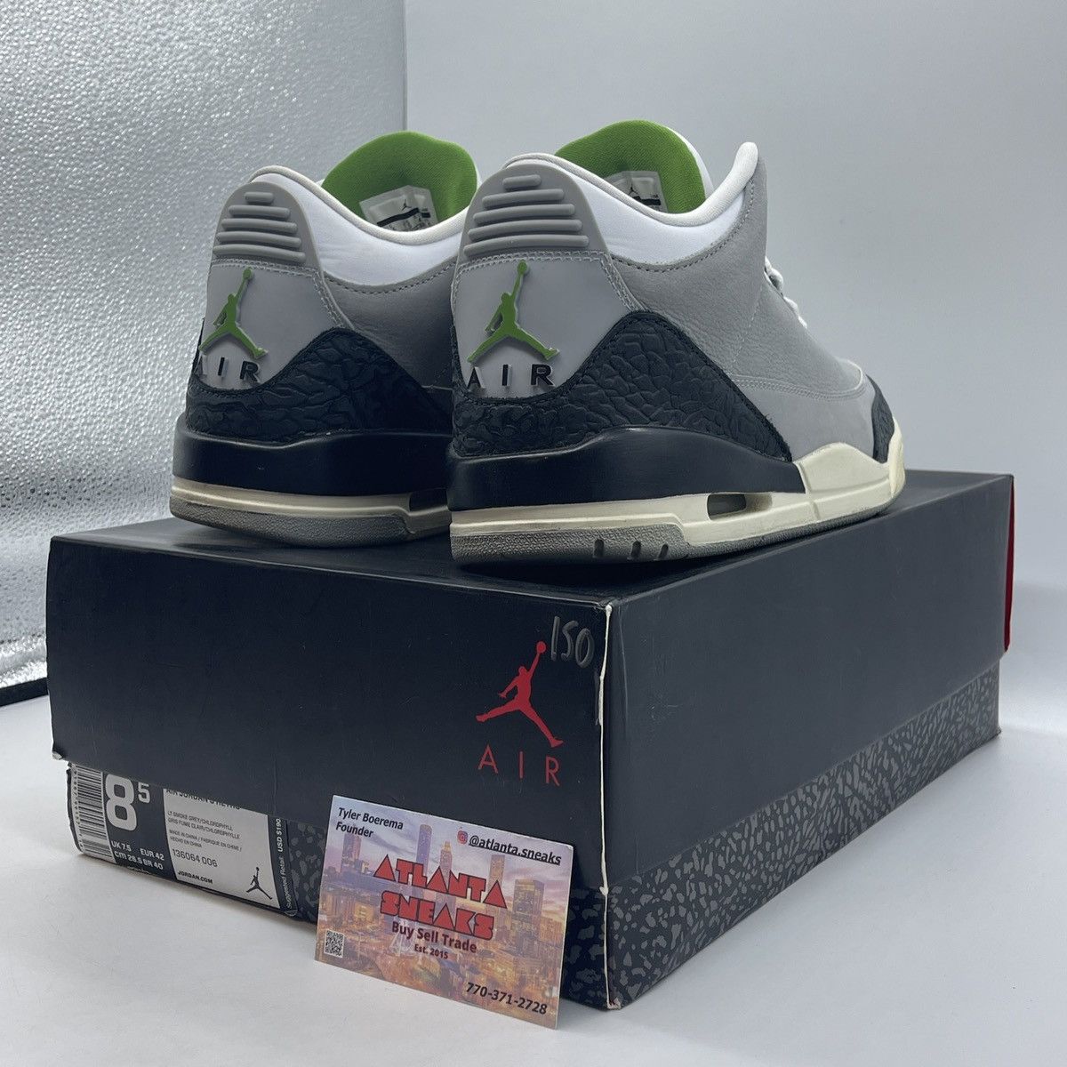 Jordan Brand Air Jordan 3 chlorophyll Size US 8.5 / EU 41-42 - 5 Thumbnail