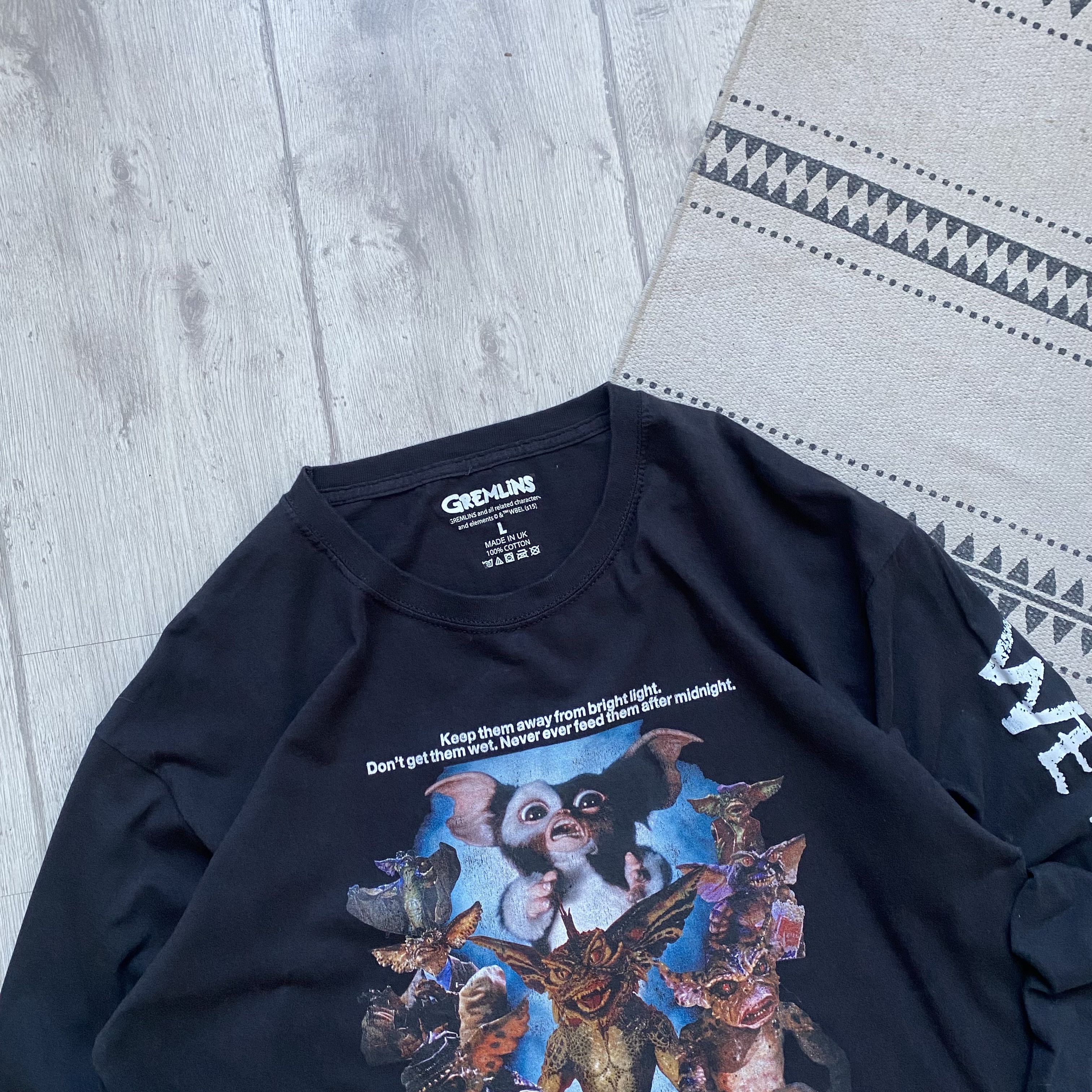 Band Tees 📺 Vintage Movie Gremlins big logo Longsleeve tee Supreme Size US M / EU 48-50 / 2 - 2 Thumbnail