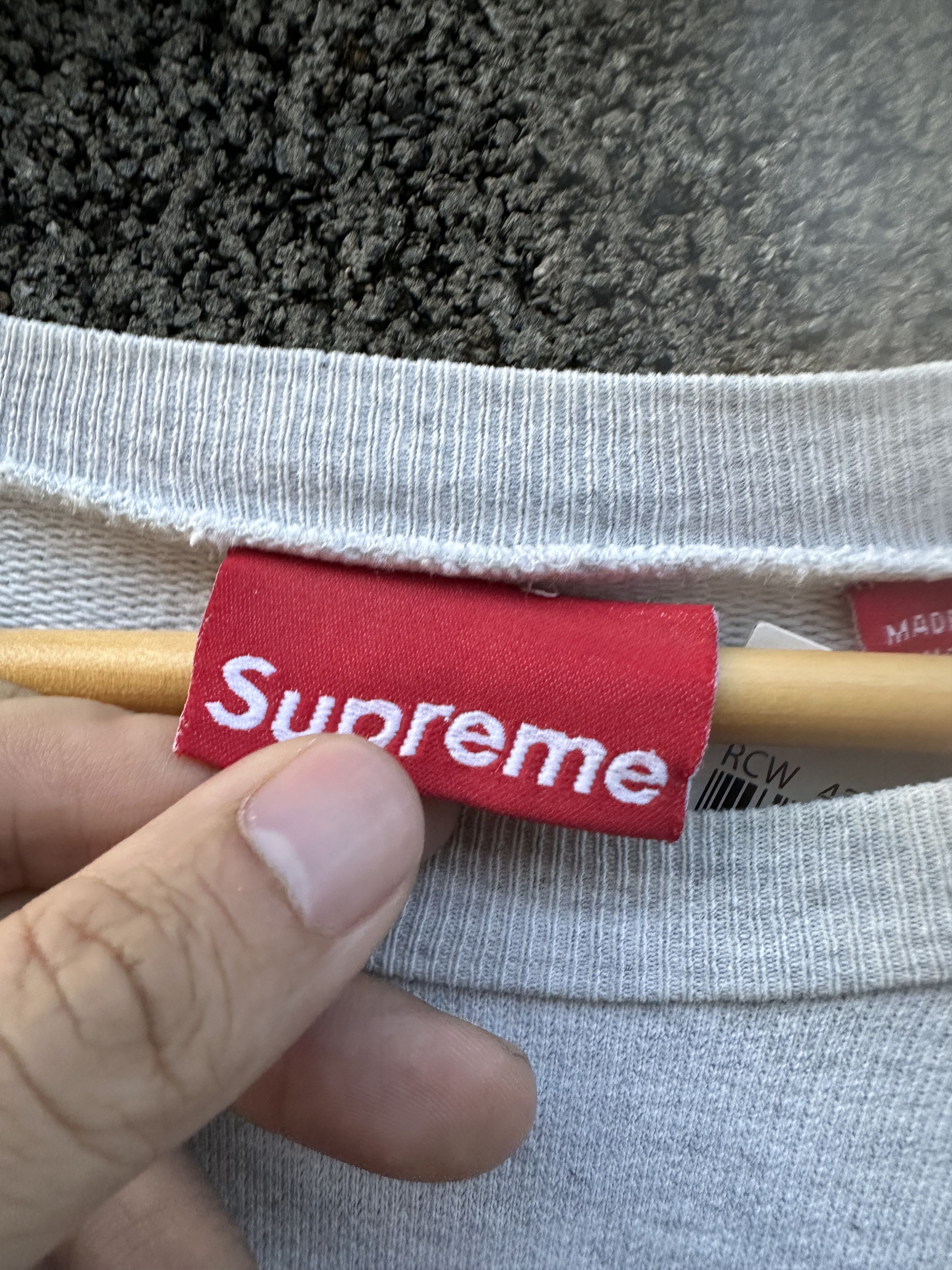 Supreme Vtg Supreme Navy Box Logo Size US L / EU 52-54 / 3 - 6 Thumbnail