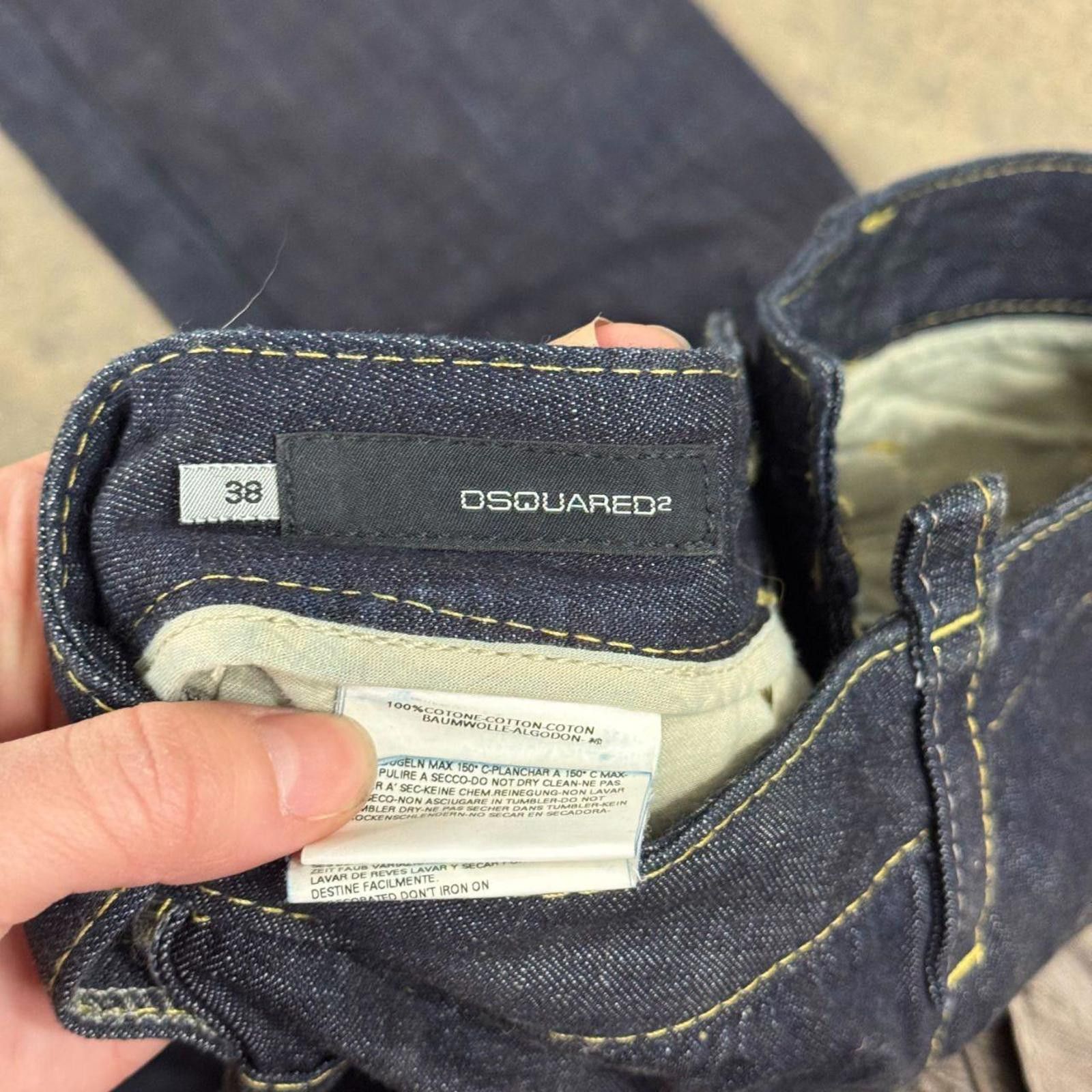 Dsquared2 Y2K Vintage Dsquared2 Ultra Low-Rise Dark Wash Flare Jeans Size 28" / US 6 / IT 42 - 5 Thumbnail