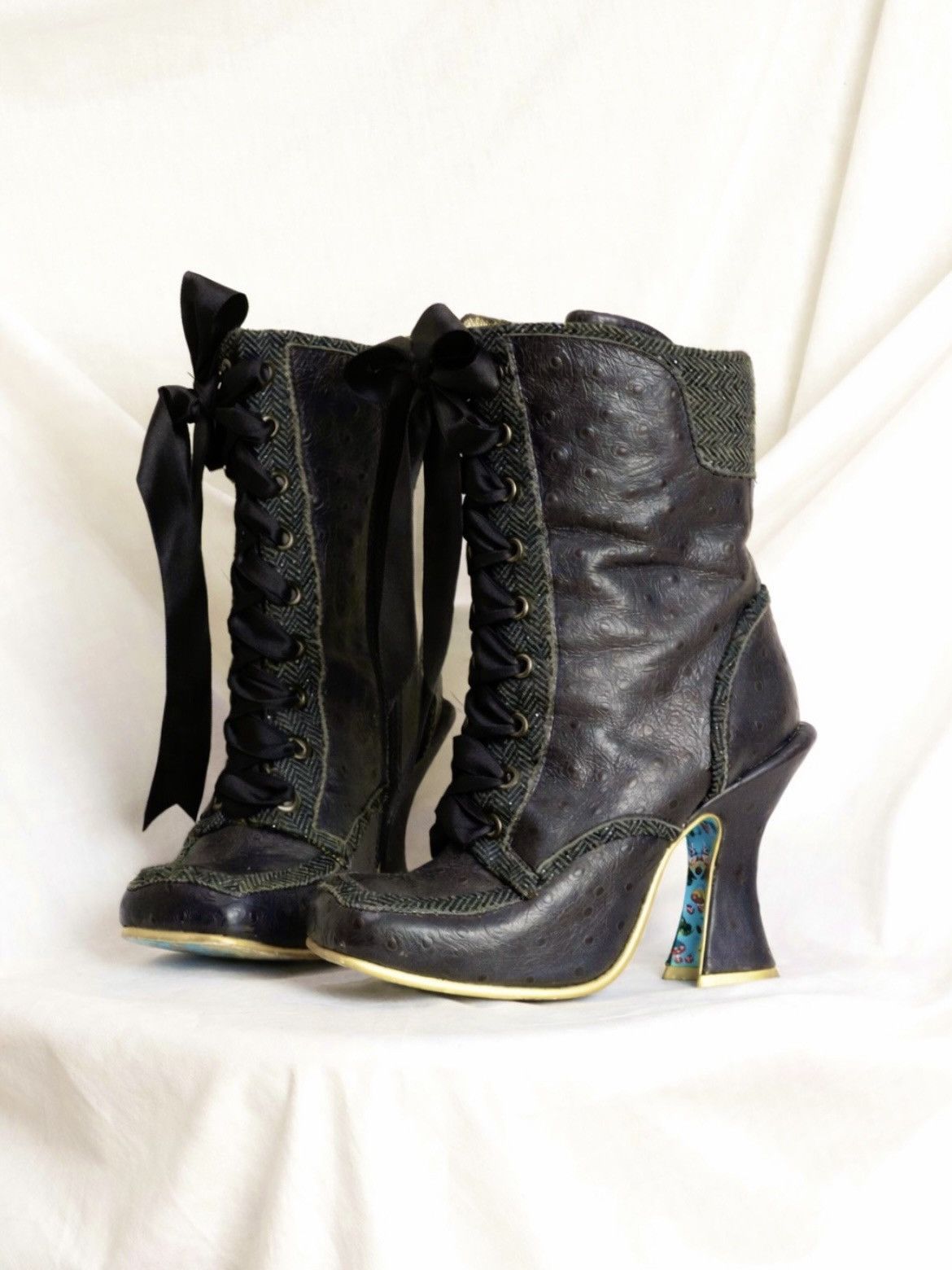 Vintage RARE Irregular Choice Victorian lace-up boots in dark purple Size US 7 / IT 37 - 3 Thumbnail