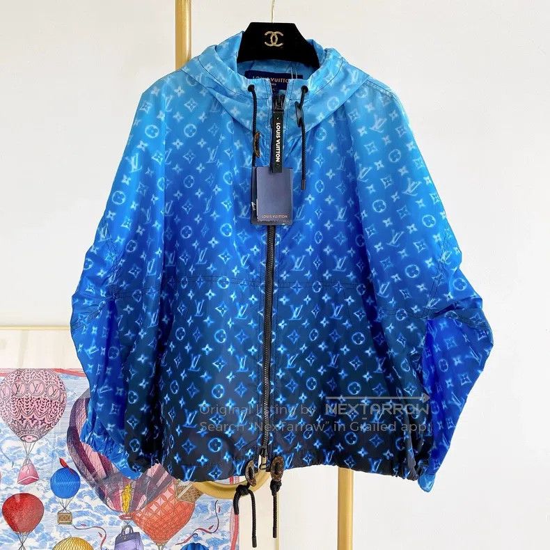 Louis Vuitton Louis Vuitton Old Flower Blue Full Logo Gradient Jacket Size XS / US 0-2 / IT 36-38 - 1 Thumbnail