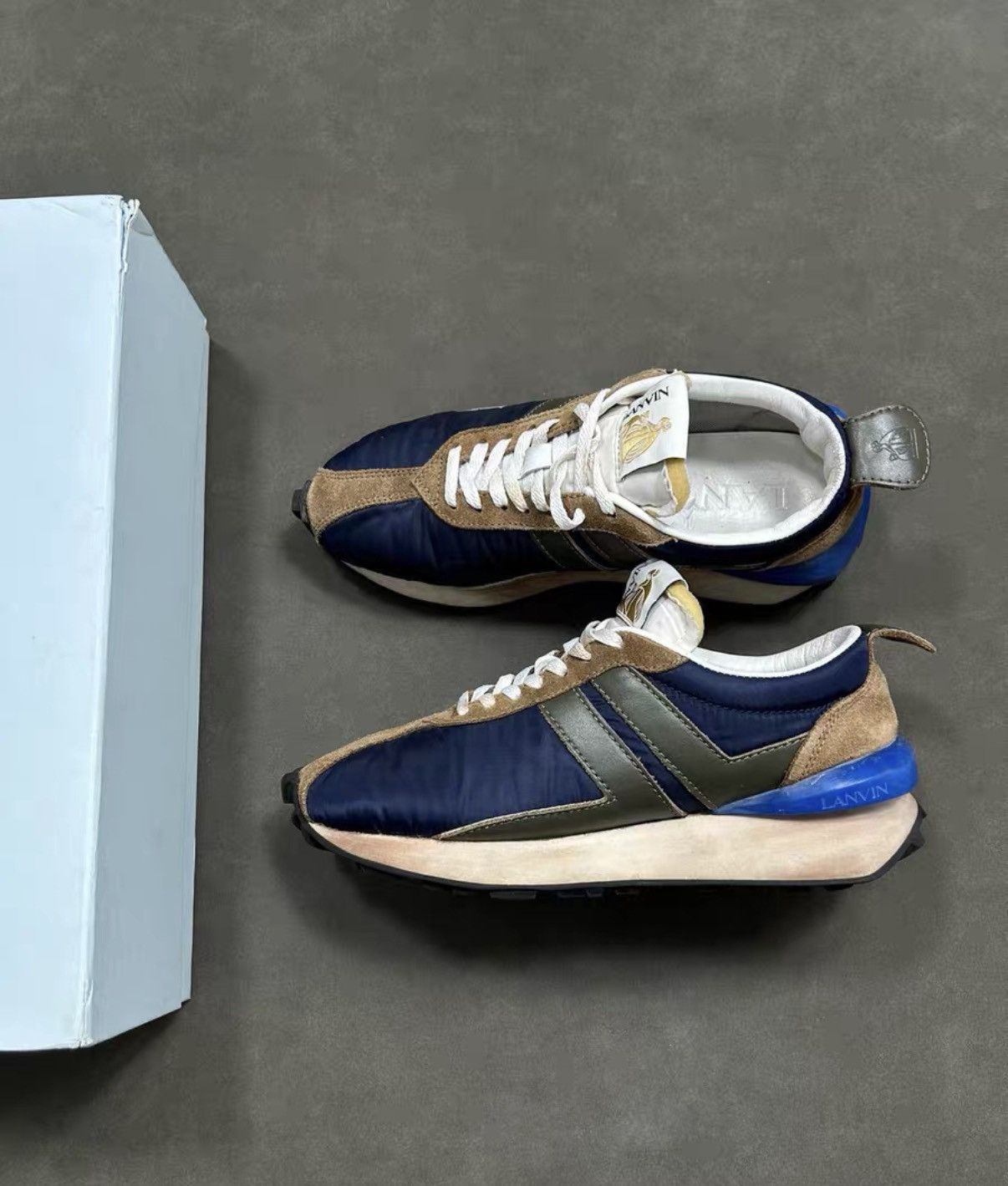 Lanvin Lanvin Bumpr Leather Embossed Logo Low-Top Sneakers J16 Size US 8 / EU 41 - 1 Thumbnail