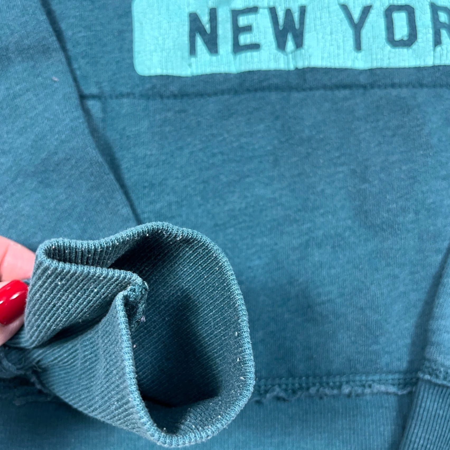 American Eagle Outfitters VINTAGE American Eagle Hoodie Women M Green Y2K AEO 2000s Spell Out Logo Pullover Hooded All Seasons Lined Pockets Modern Preppy Modern, 90s, 2000s? Size M / US 6-8 / IT 42-44 - 4 Thumbnail
