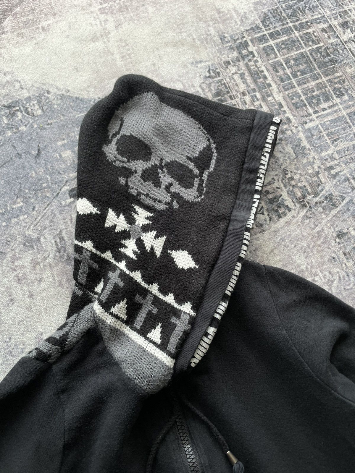 If Six Was Nine × In The Attic × Japanese Brand Ghost of Harlem Y2K Punk Skulls Cross Knit Hoodies Size US S / EU 44-46 / 1 - 5 Thumbnail
