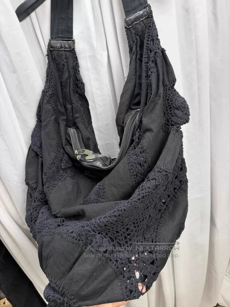 Yohji Yamamoto Yohji Yamamoto Cutout Floral Crochet Dim Sum Bag Size ONE SIZE - 6 Thumbnail