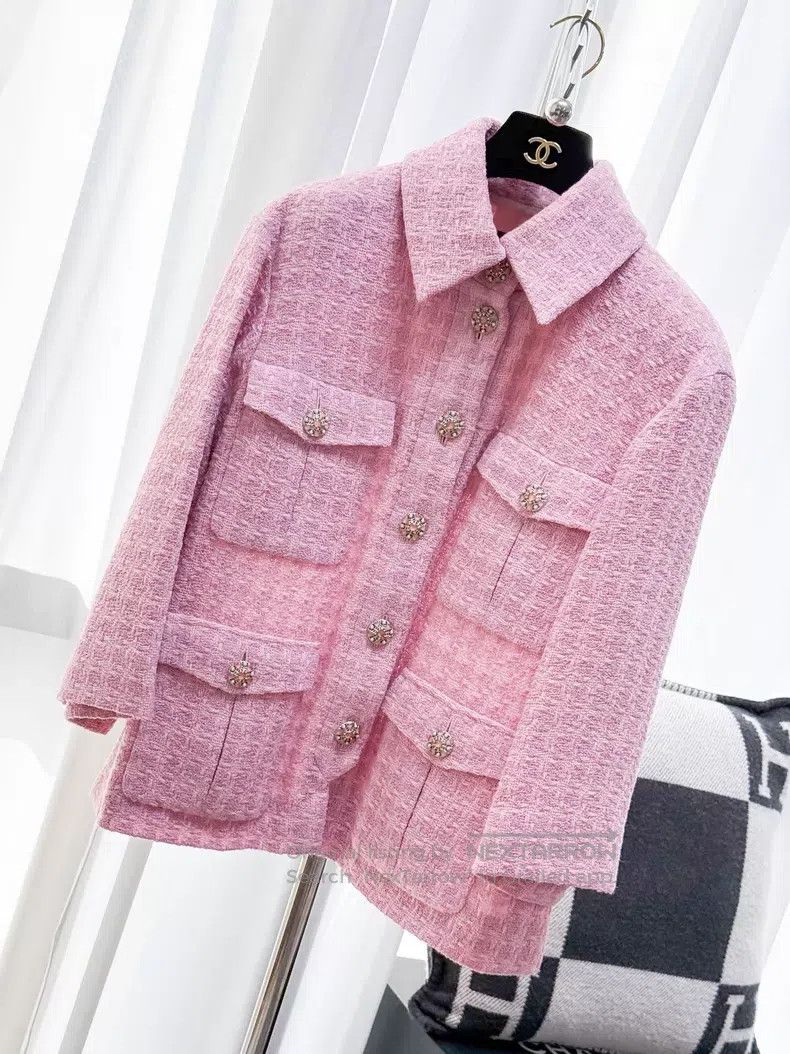 Chanel Chanel Gem buckle four-pocket tweed long-sleeved jacket Size XS / US 0-2 / IT 36-38 - 2 Thumbnail