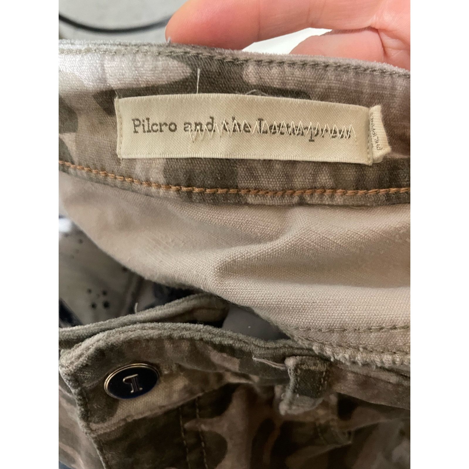 Anthropologie Pilcro Velvet Camo High Rise Skinny Jeans, 27 Size 27" / US 4 / IT 40 - 8 Thumbnail