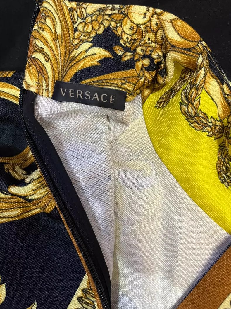 Versace Versace Women's tops Size M / US 6-8 / IT 42-44 - 4 Thumbnail