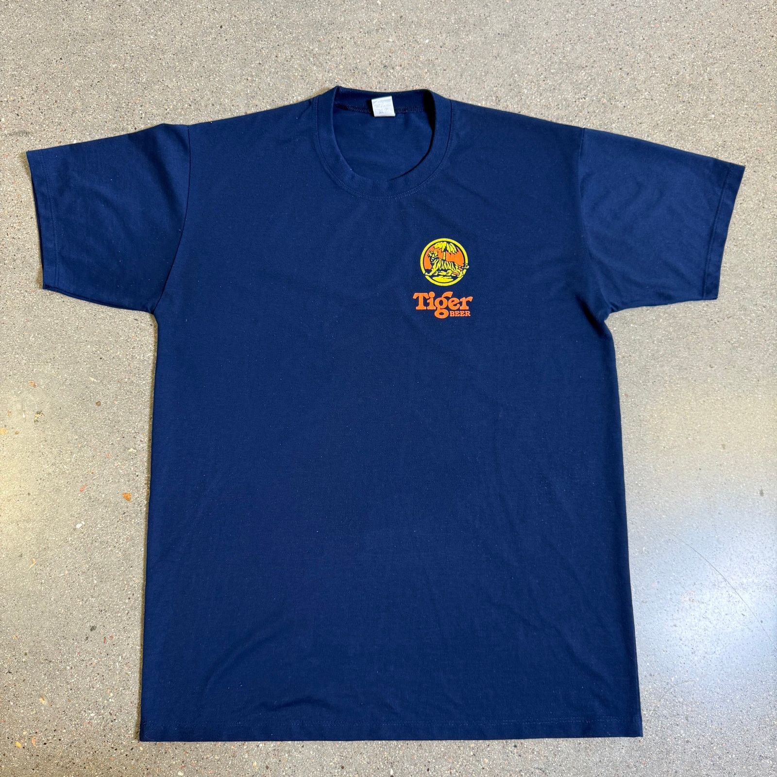 Le TIGRE Vtg Tiger Beer Promo T-Shirt Blue 3XL 100% Cotton Logo Size US XXL / EU 58 / 5 - 1 Thumbnail