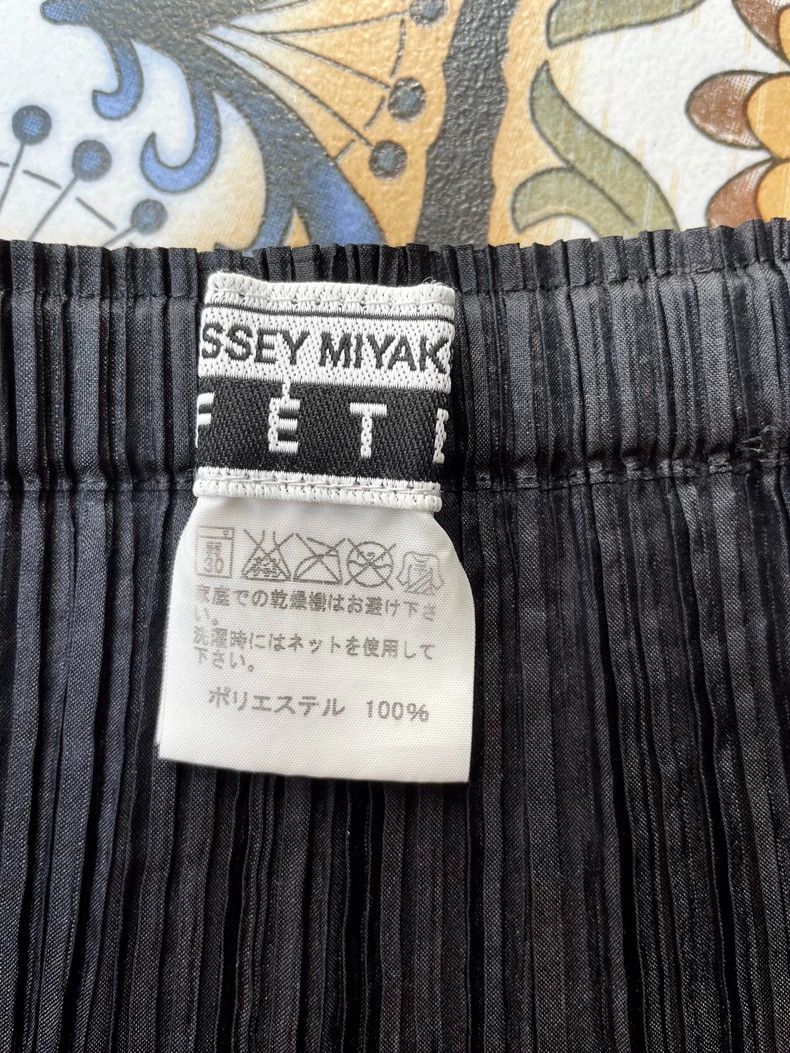 Issey Miyake Issey Miyake size:2 Black balloon skirt Size 31" - 5 Thumbnail