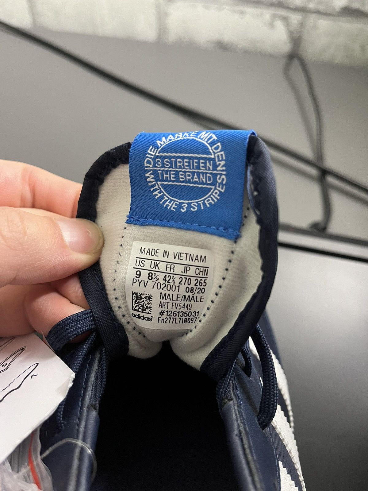 Adidas Adidas Originals Terry Fox 40th Anniversary Orion Men's 9 Size US 9 / EU 42 - 11 Thumbnail
