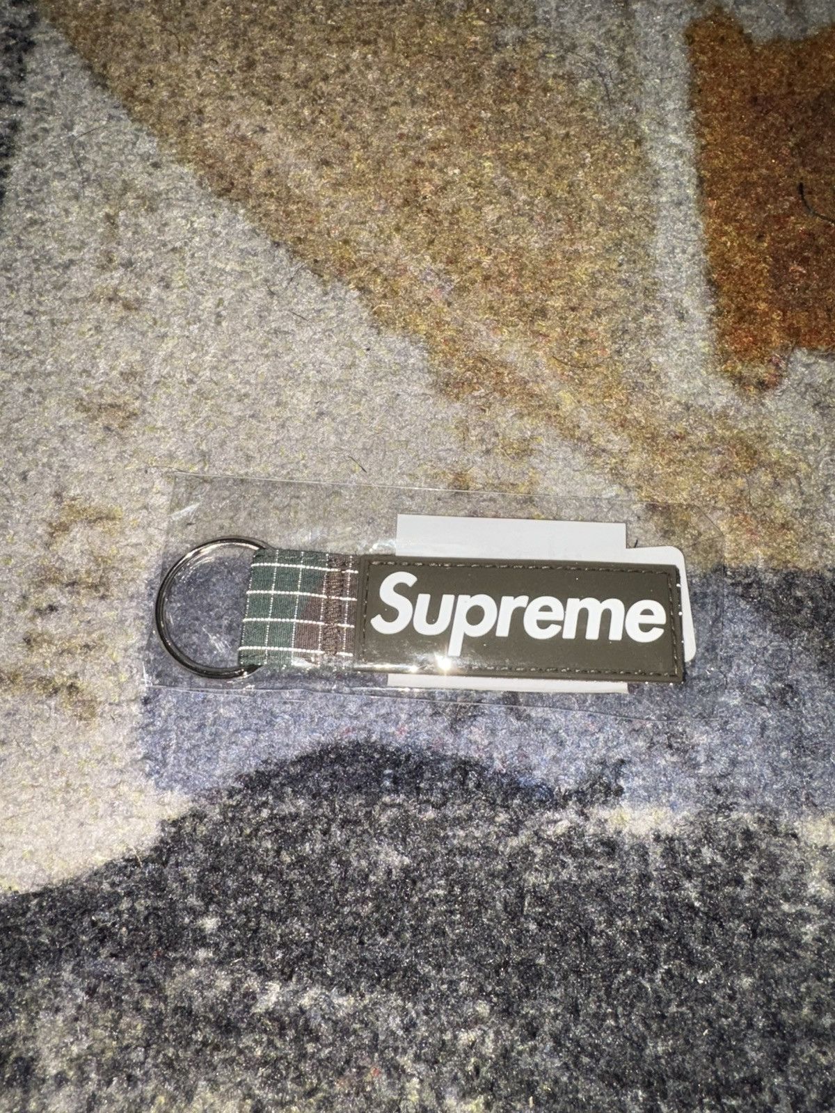 Supreme Supreme 3M Reflective Ripstop Keychain Size ONE SIZE - 1 Thumbnail