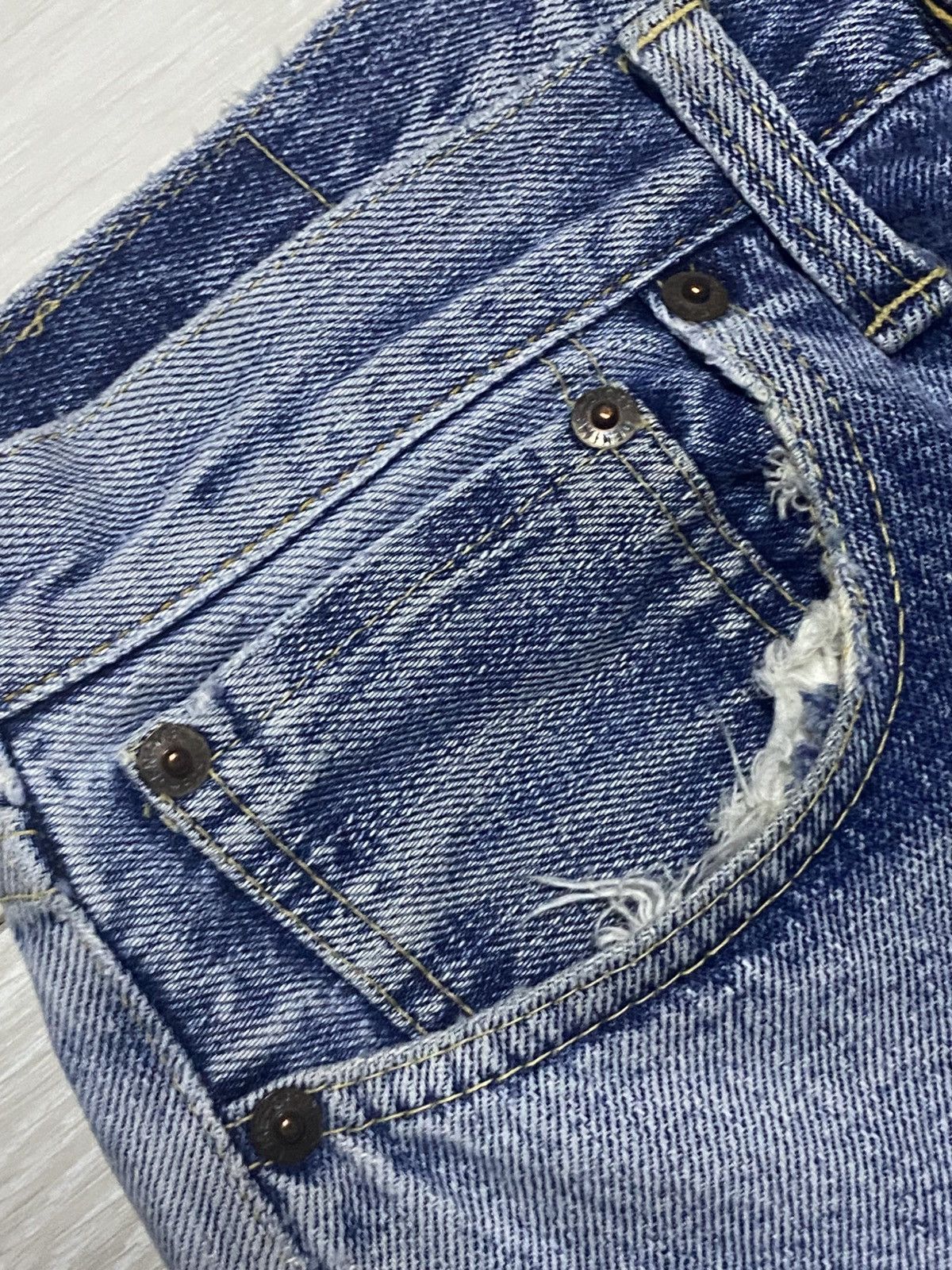 Denime Vintage DENIME 89 Selvedge Light Wash Distressed Baggy Jeans Size US 28 / EU 44 - 9 Thumbnail