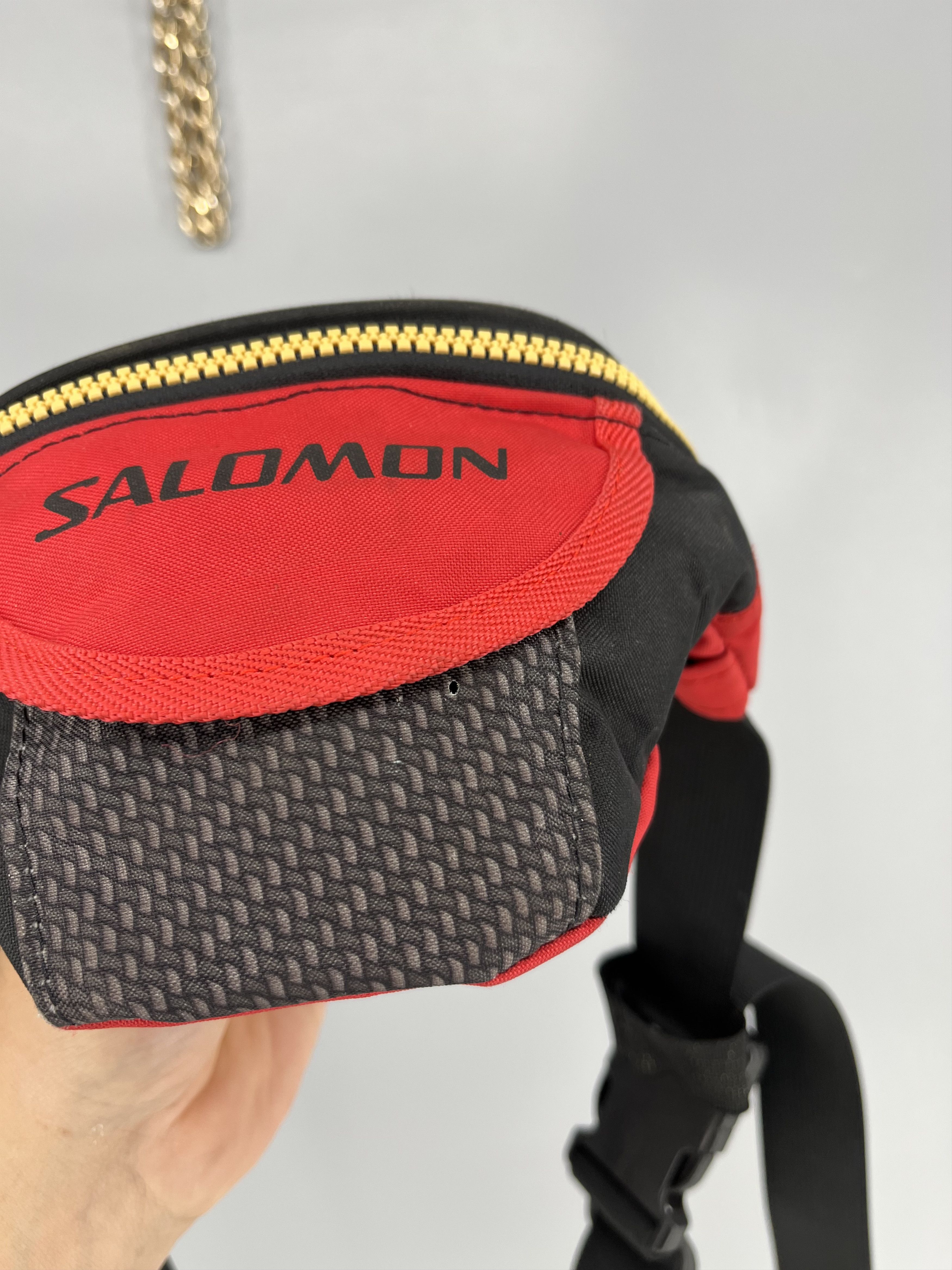 Salomon Vtg Salomon Fanny Pack Large Red Black Waist Bag Zippered Size ONE SIZE - 2 Thumbnail