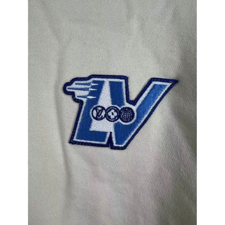 Louis Vuitton louis vuitton Embroidered LOGO Hoodie 2501-Nextarrow Size US M / EU 48-50 / 2 - 3 Thumbnail