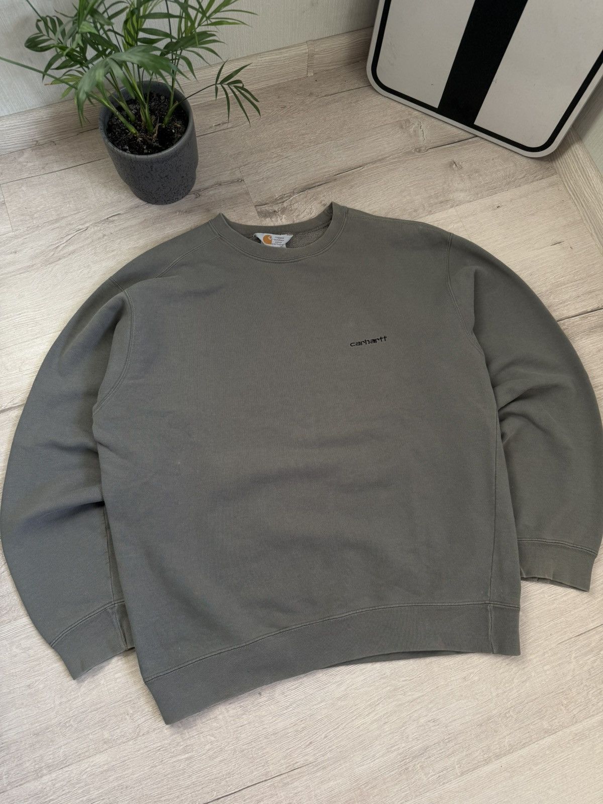 Carhartt × Vintage Vintag 90s Carhartt Wip Sweatshirt Small Logo Minimalist Y2k Size US L / EU 52-54 / 3 - 4 Thumbnail