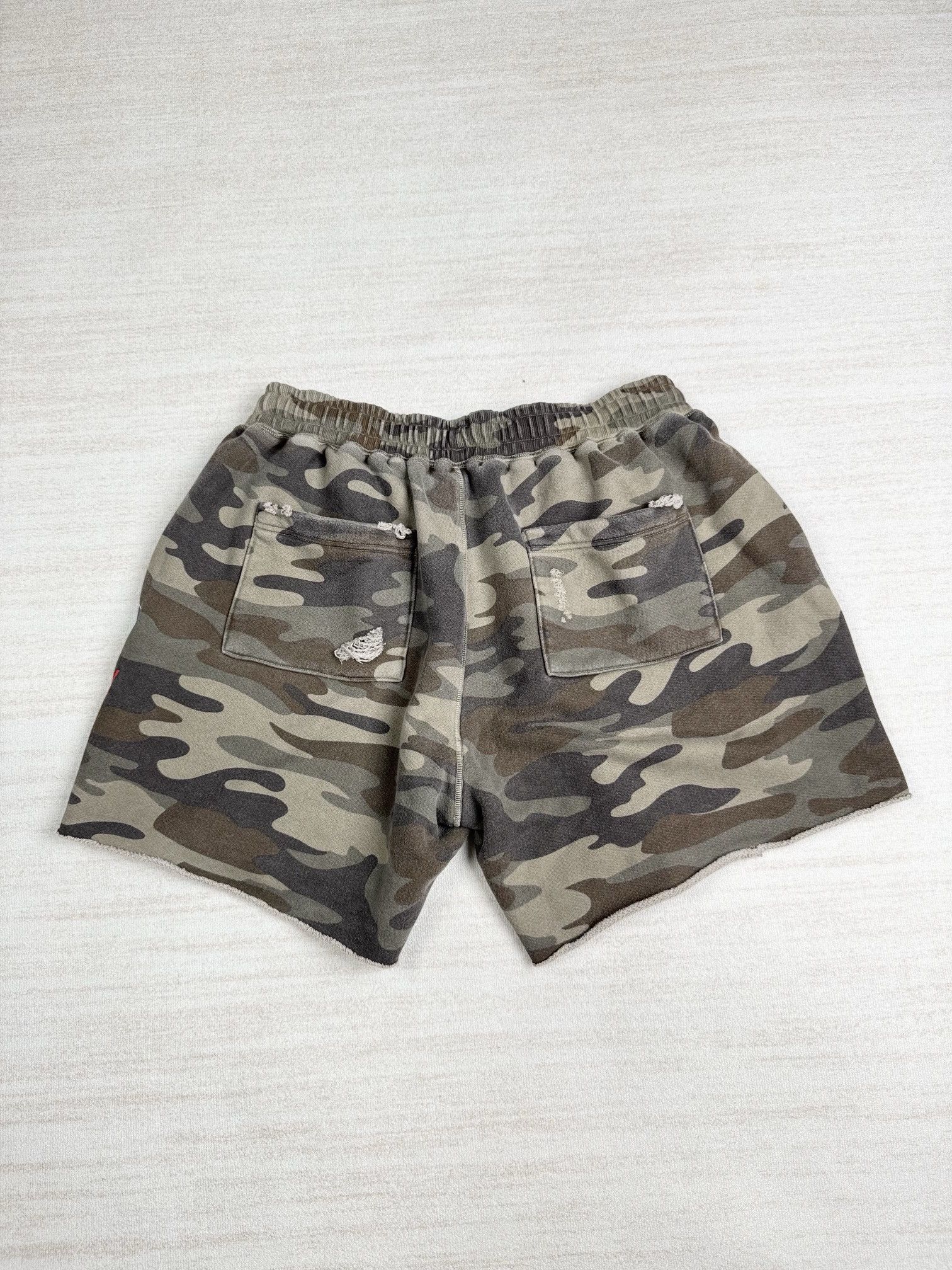 Cole Buxton camo sweat shorts M Size US 32 / EU 48 - 4 Thumbnail