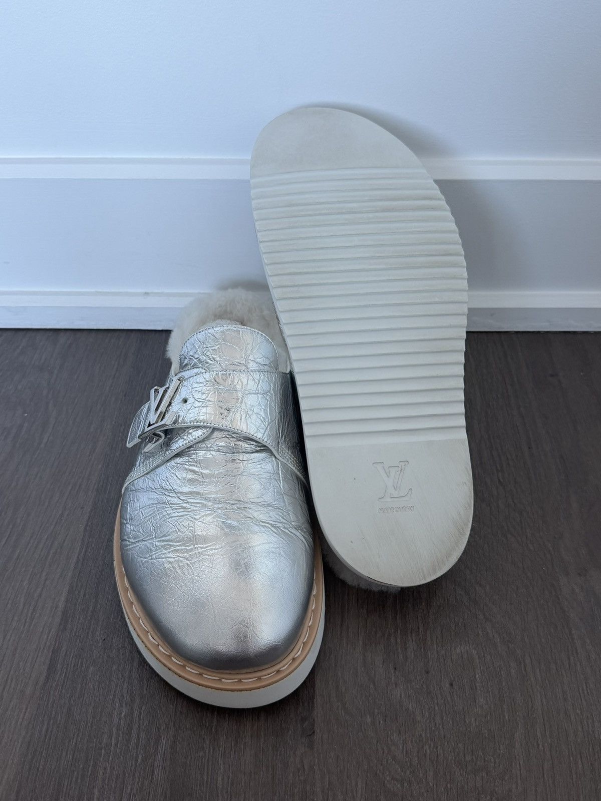 Louis Vuitton Easy Mule Shearling Size US 11 / EU 44 - 6 Thumbnail