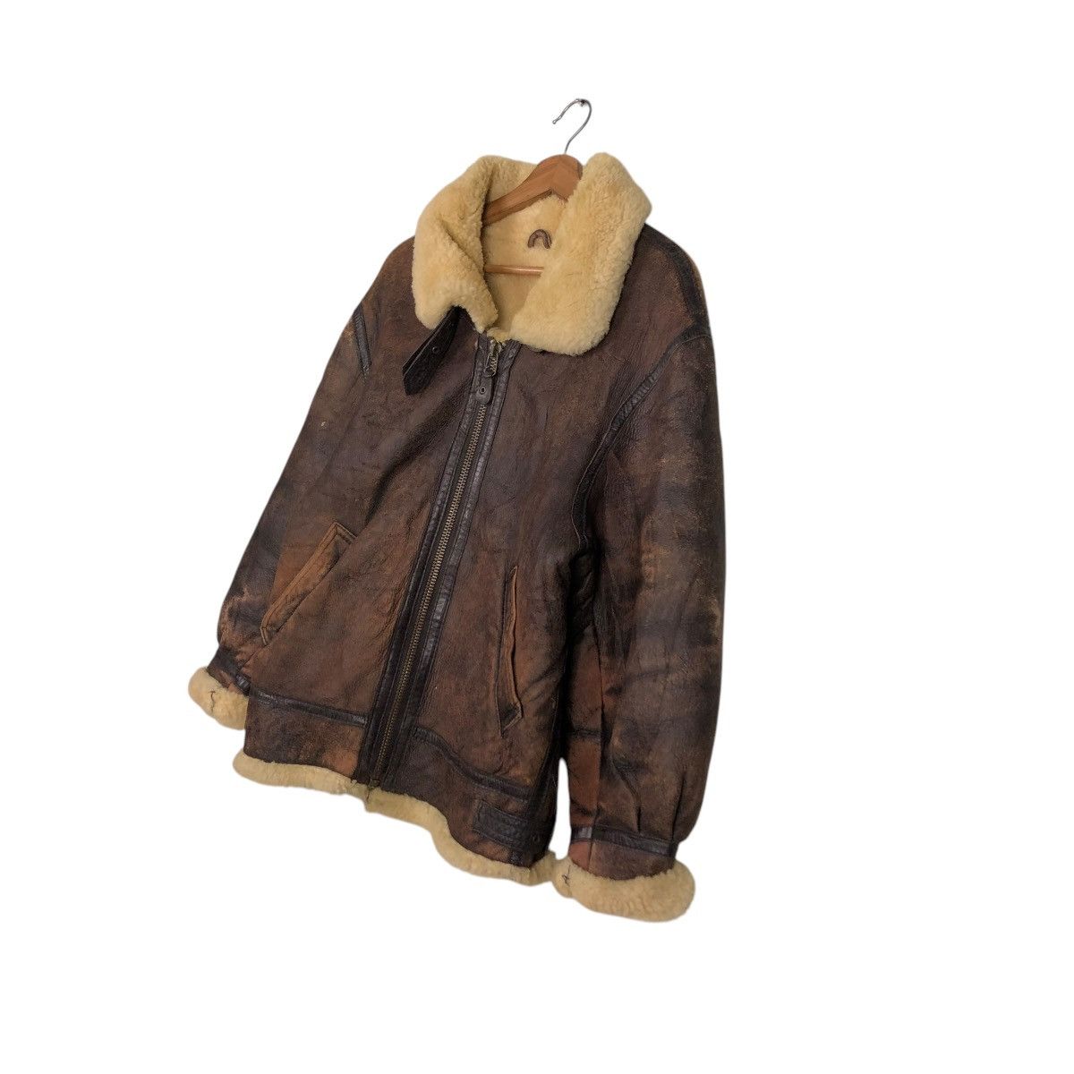 Aero Leathers 🔥VINTAGE LEATHER JACKET SHEARLING B-3 MEN’S ROBO ISSEYMIYAKE Size US M / EU 48-50 / 2 - 4 Thumbnail